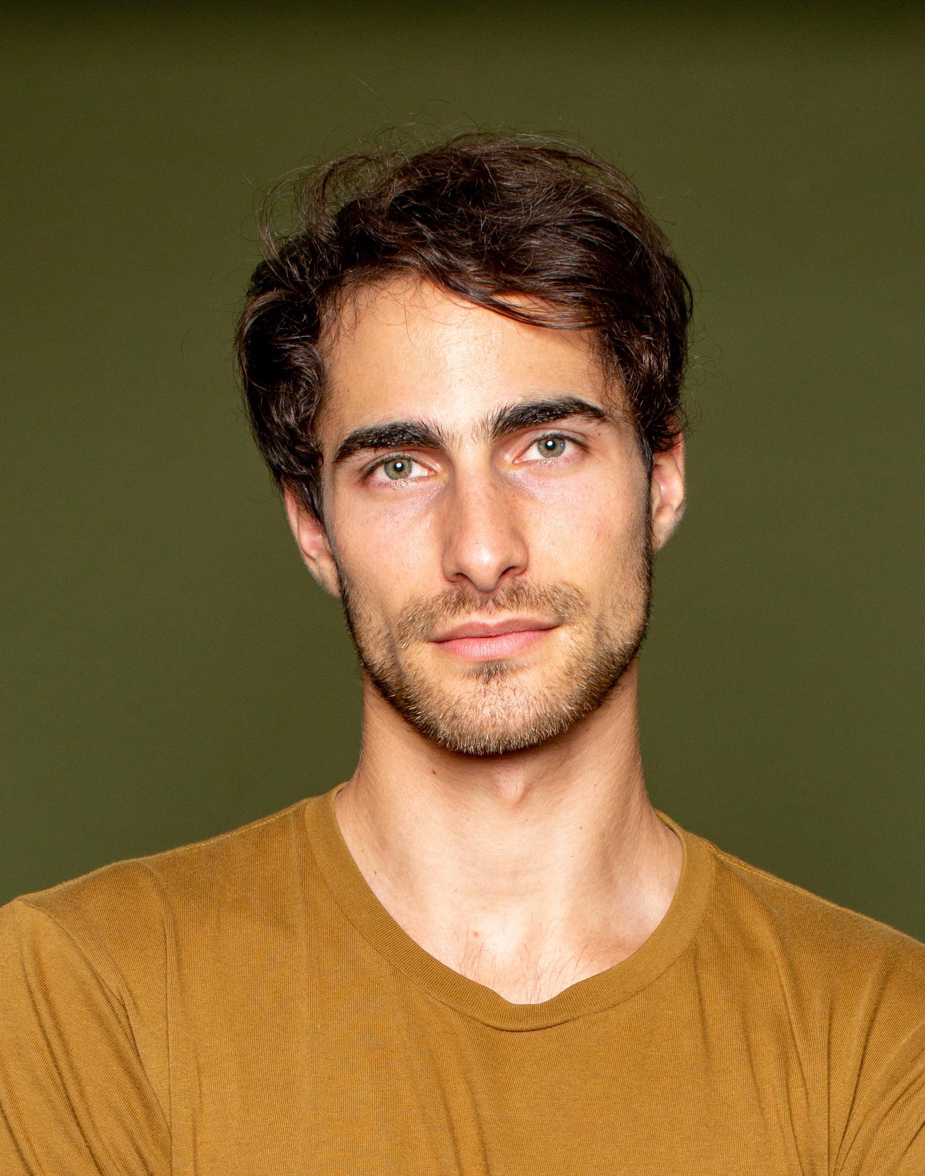 actor Nadav Heyman large photo