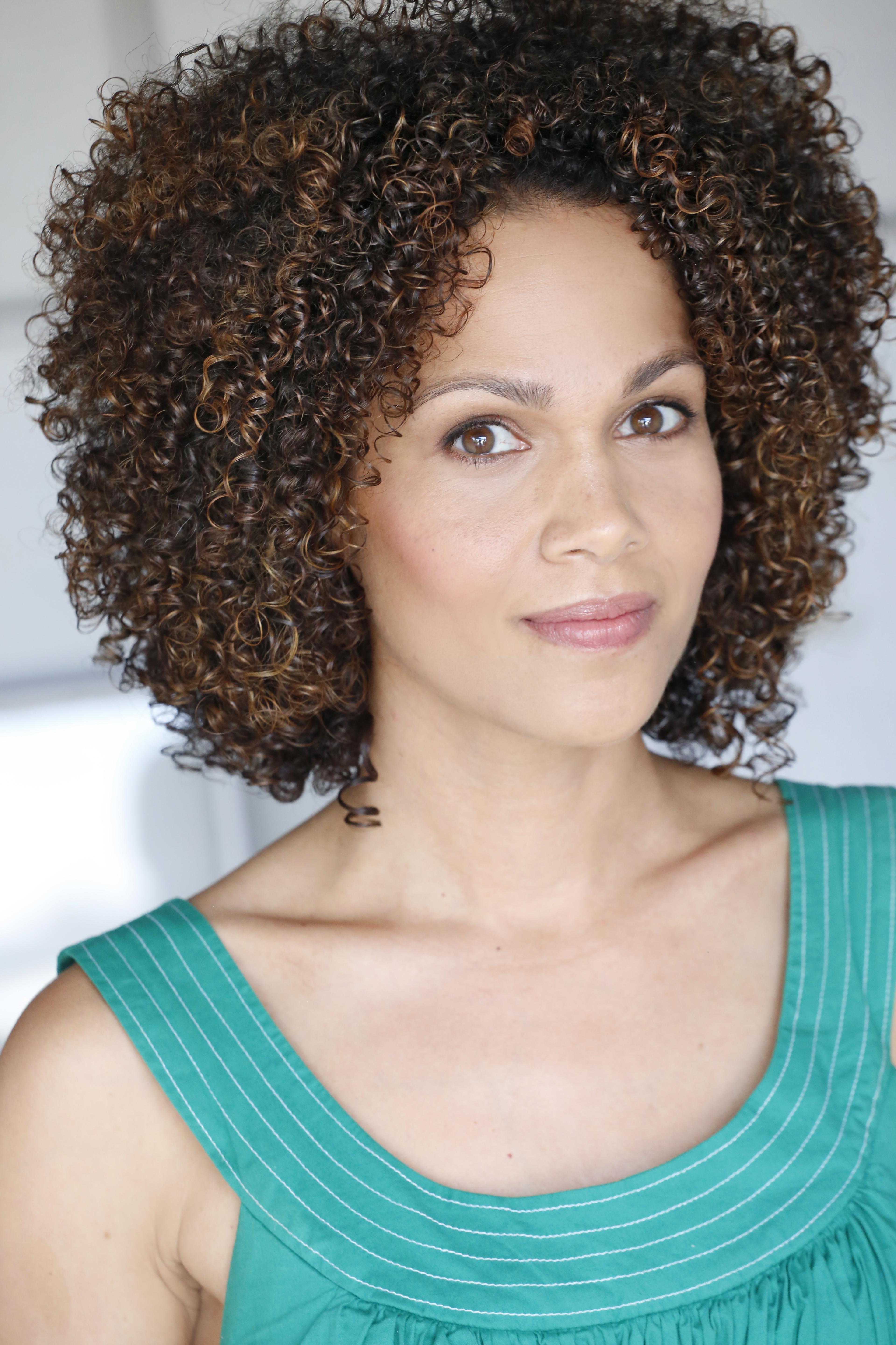 actor Jennifer Frappier large photo