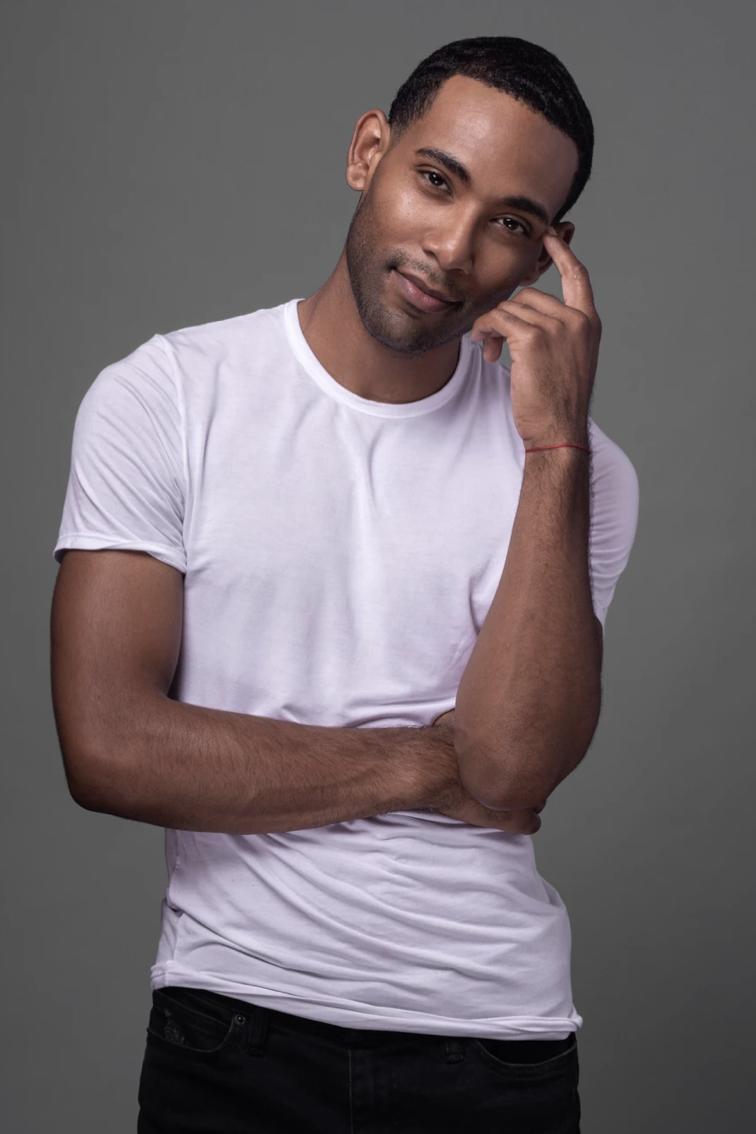 actor Isaiah Lucas large photo