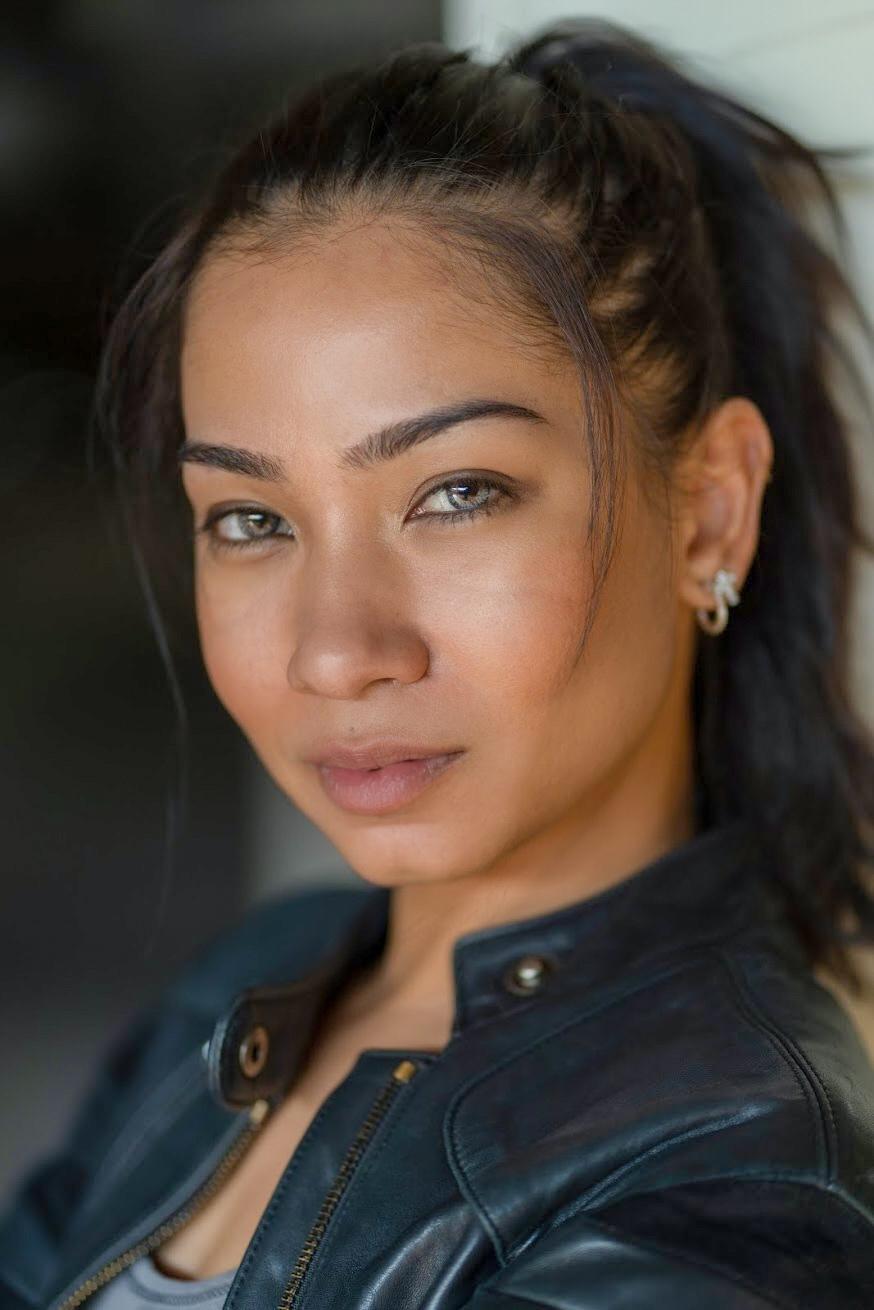 actor Angelique Pereira large photo