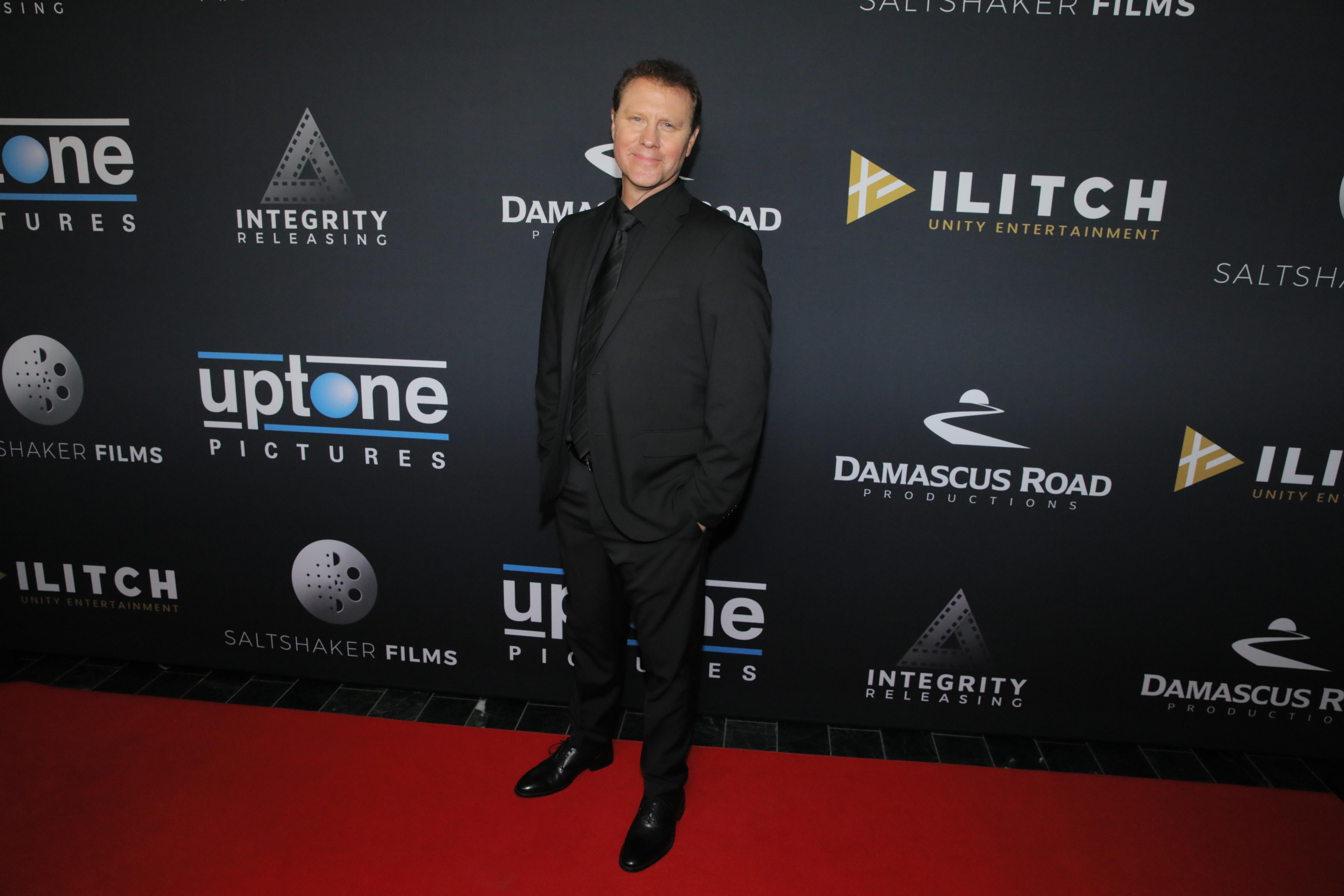 actor Ryan O'Quinn large photo