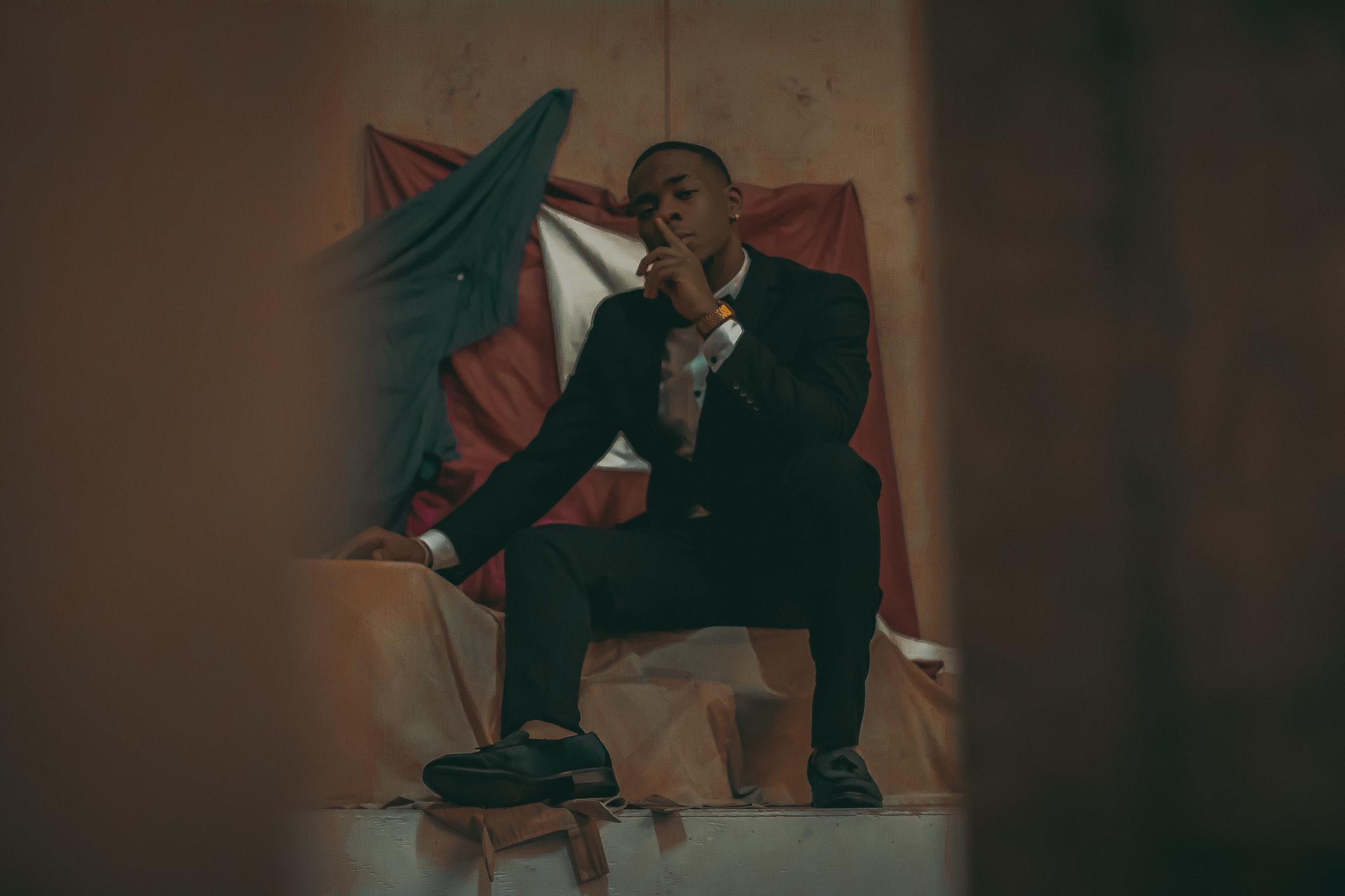 actor Will Oliver large photo