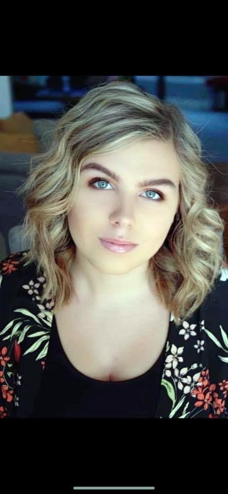 actor Kami Flanders large photo