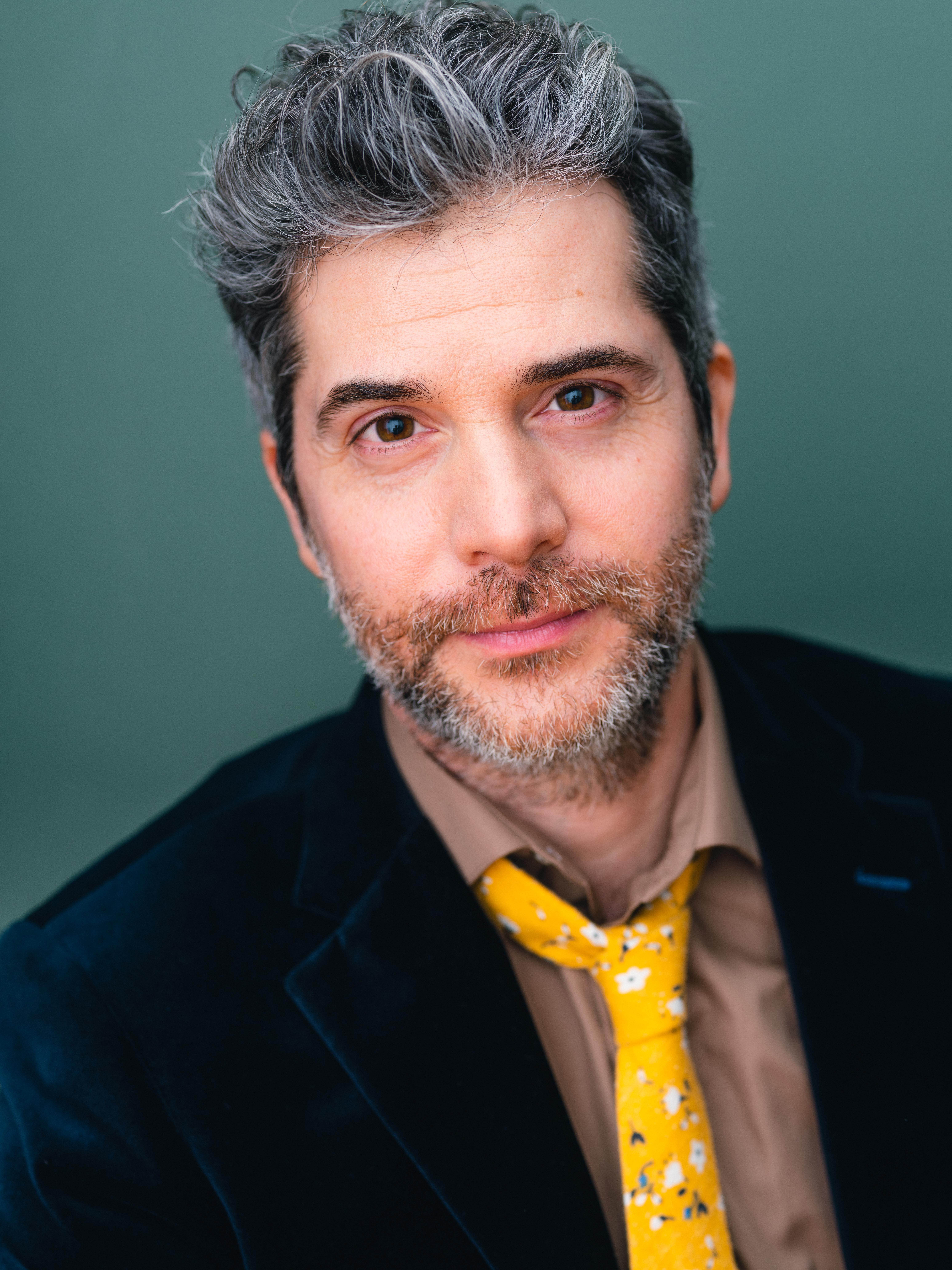 actor Mike Spara large photo