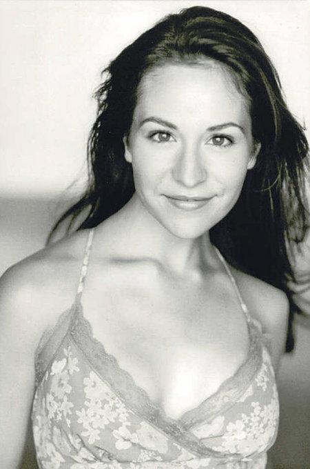 actor Lamya Jezek large photo