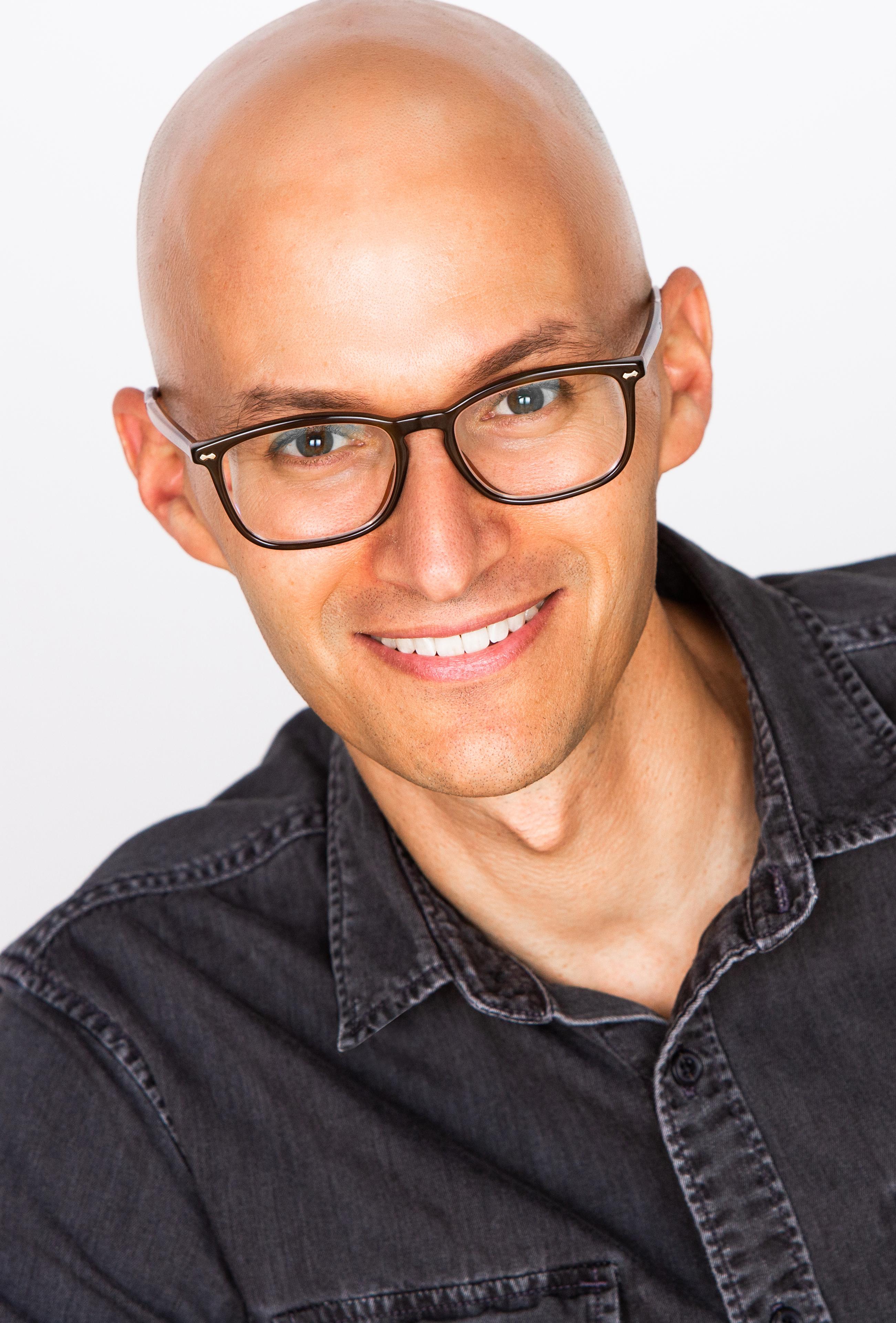 actor Eric Schwartz large photo