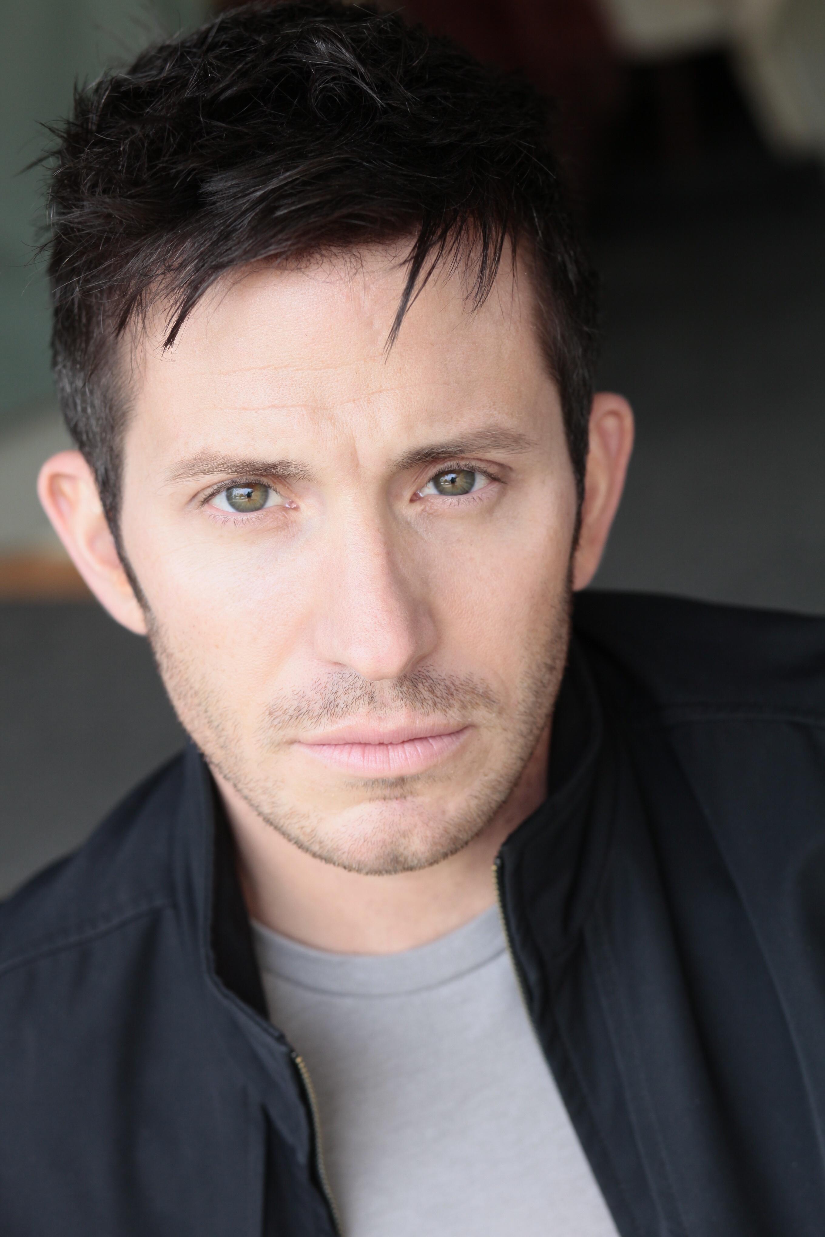 actor Erich Hover large photo