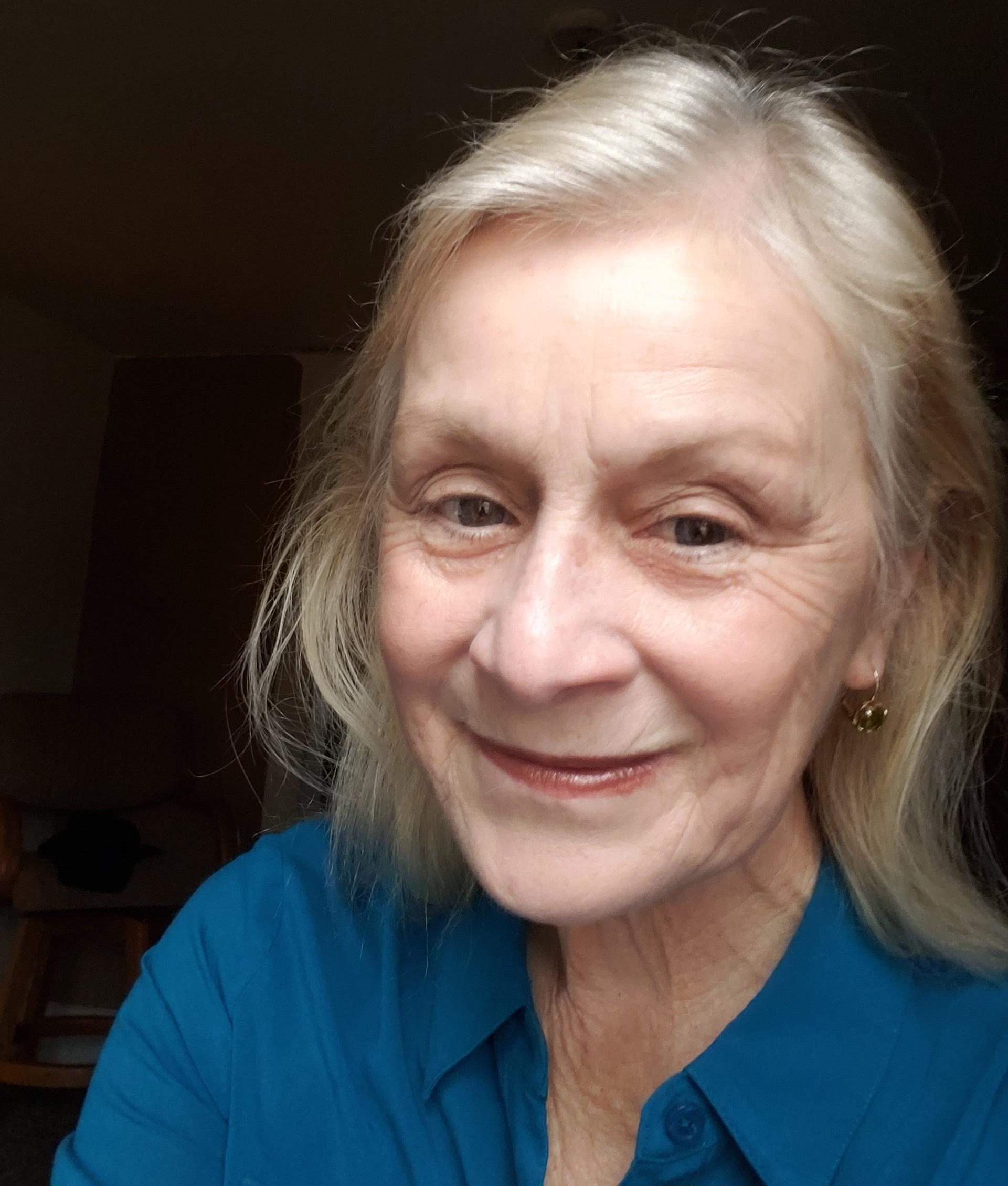 actor Willow Hale large photo