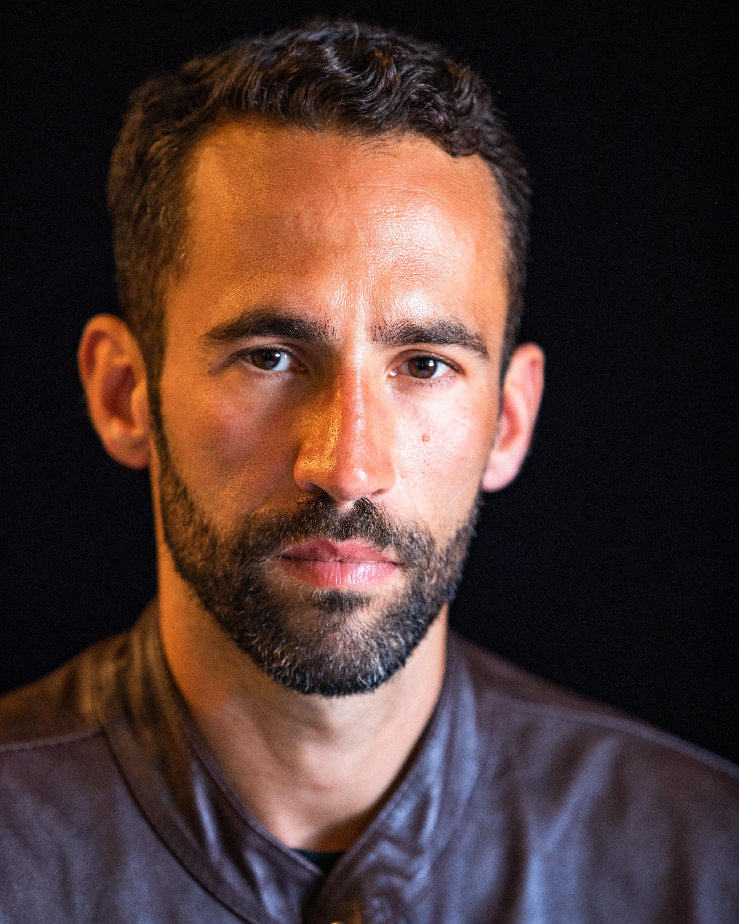 actor Giovanni James Bertoia large photo