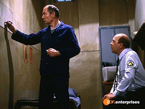 actor Martin Benrath large photo