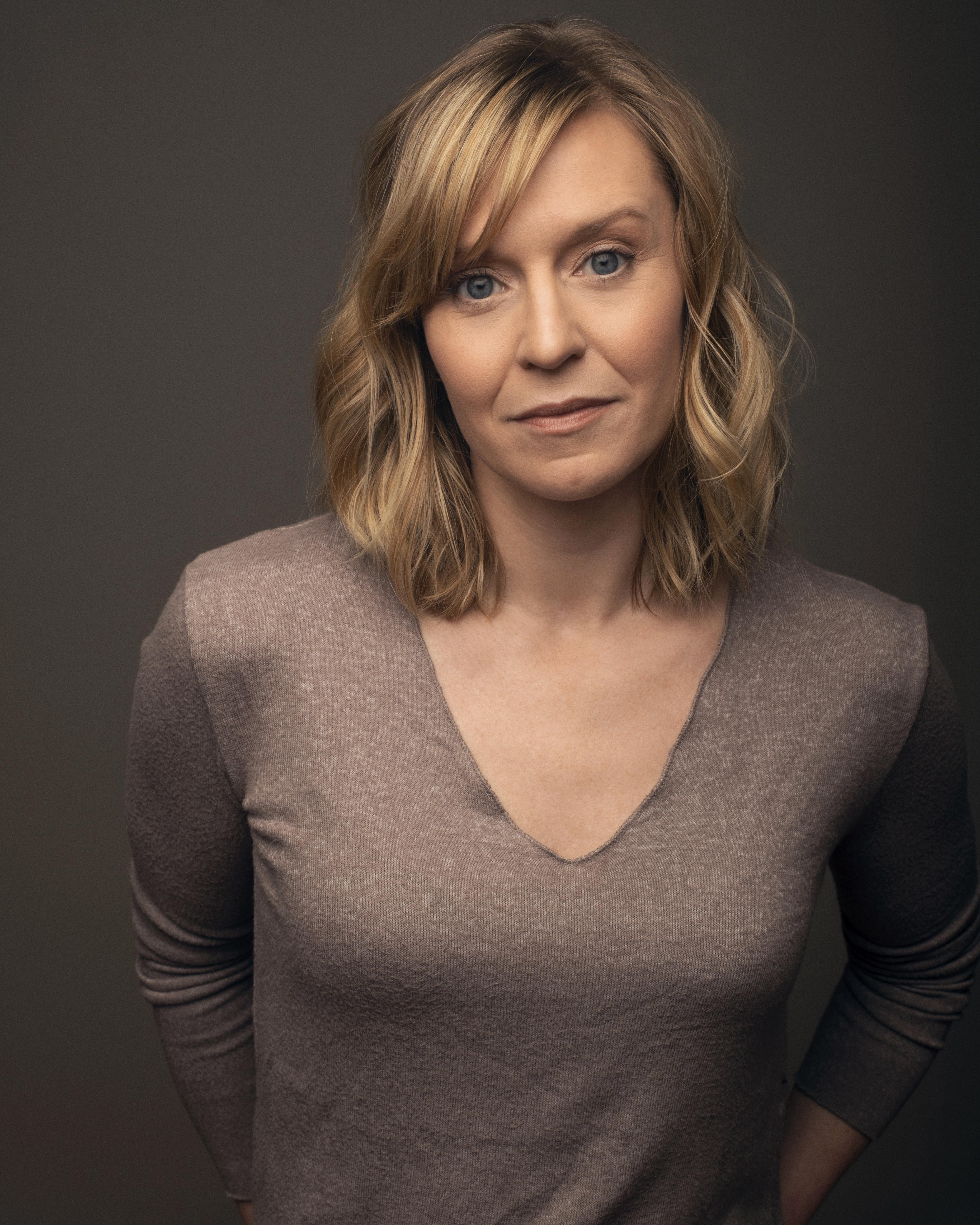 actor Megan Sikora large photo