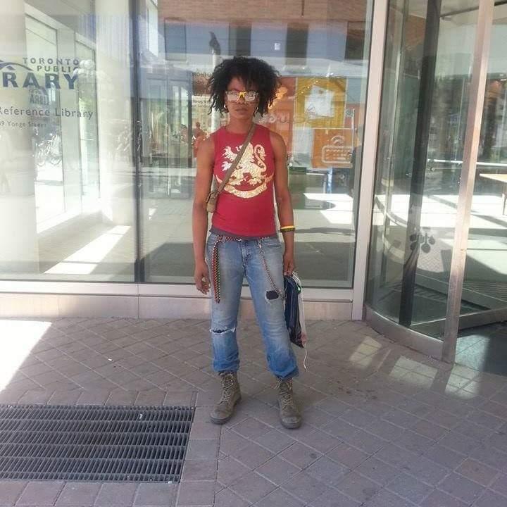 actor Sharon Forrester large photo