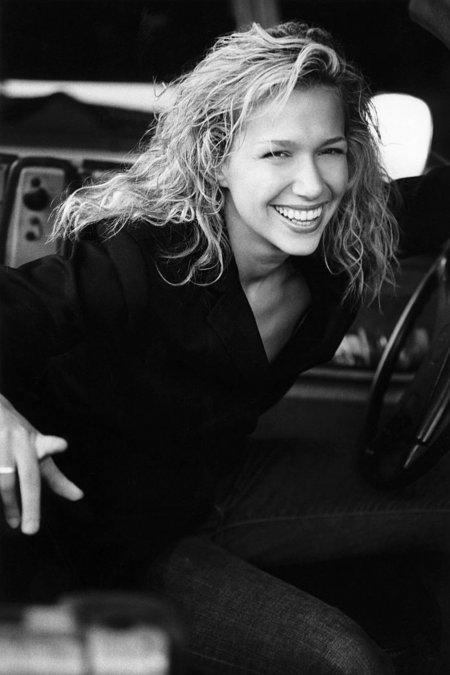 actor Charlotte Newhouse large photo