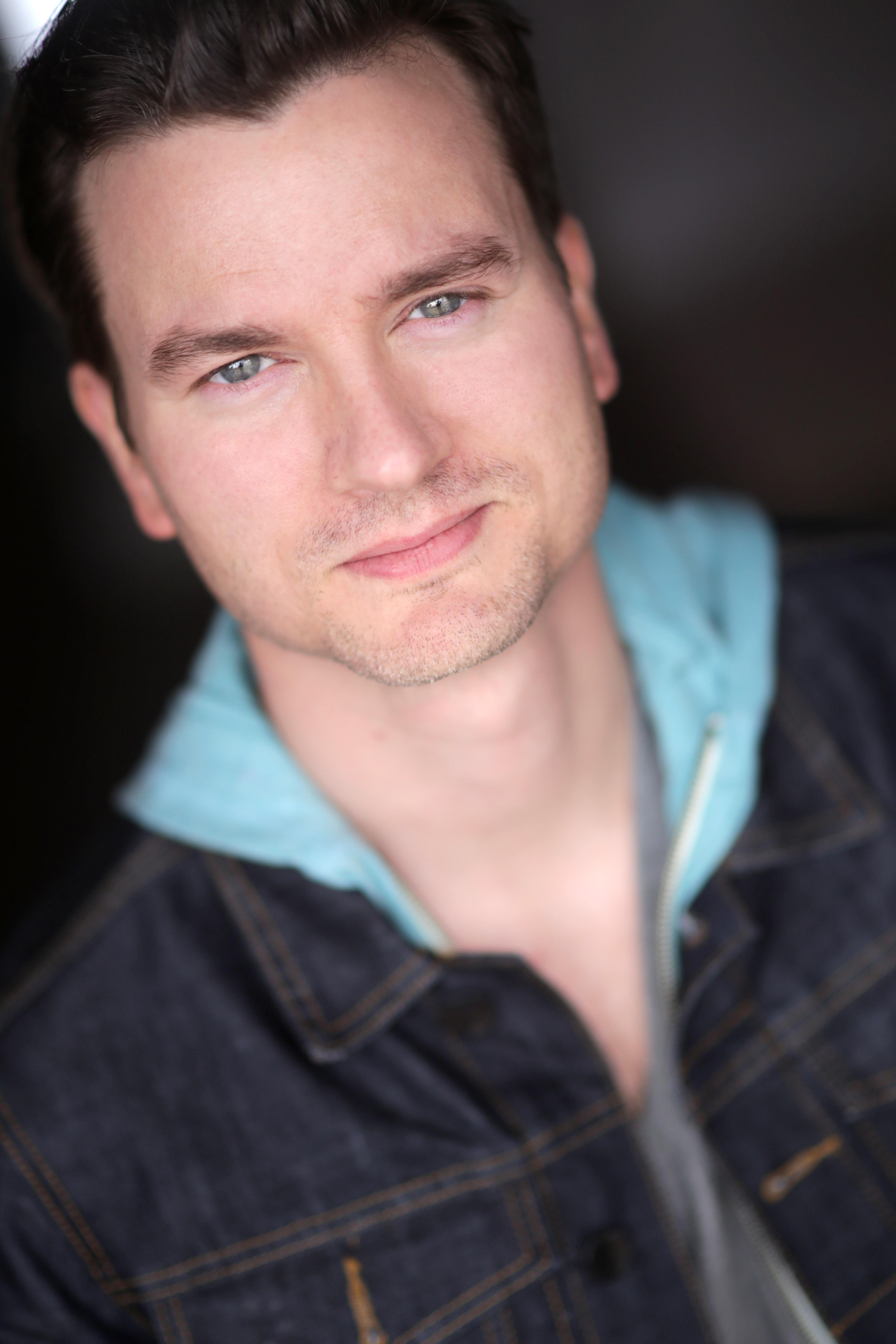 actor Daniel Williamson large photo