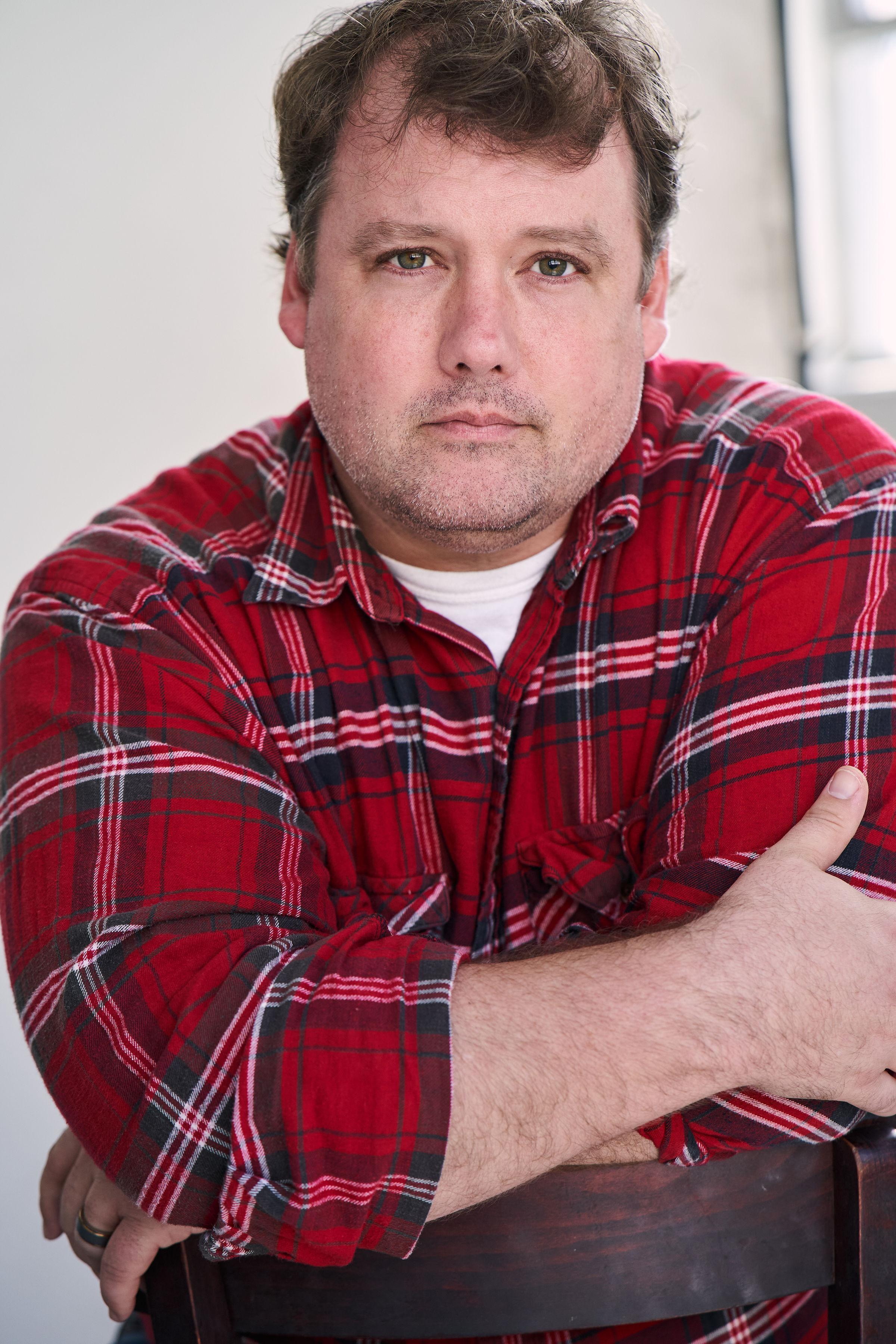 actor Michael Redfield large photo