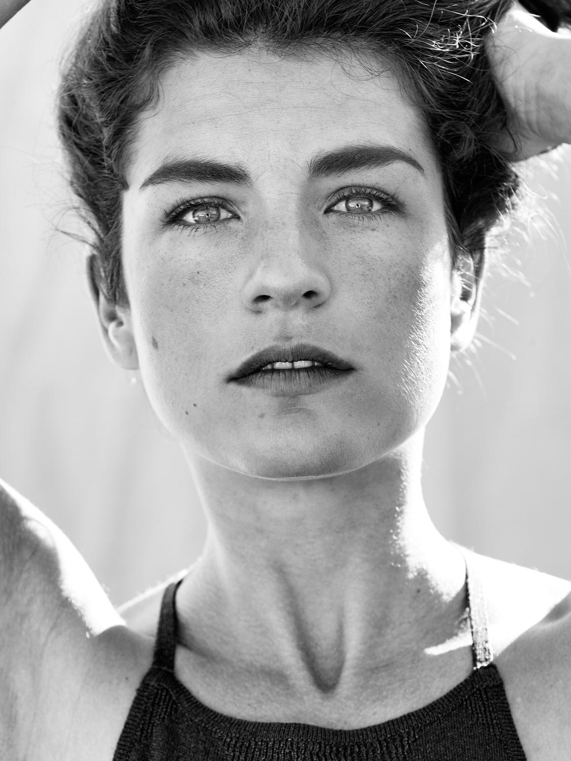 actor Patricia Ponce de León large photo