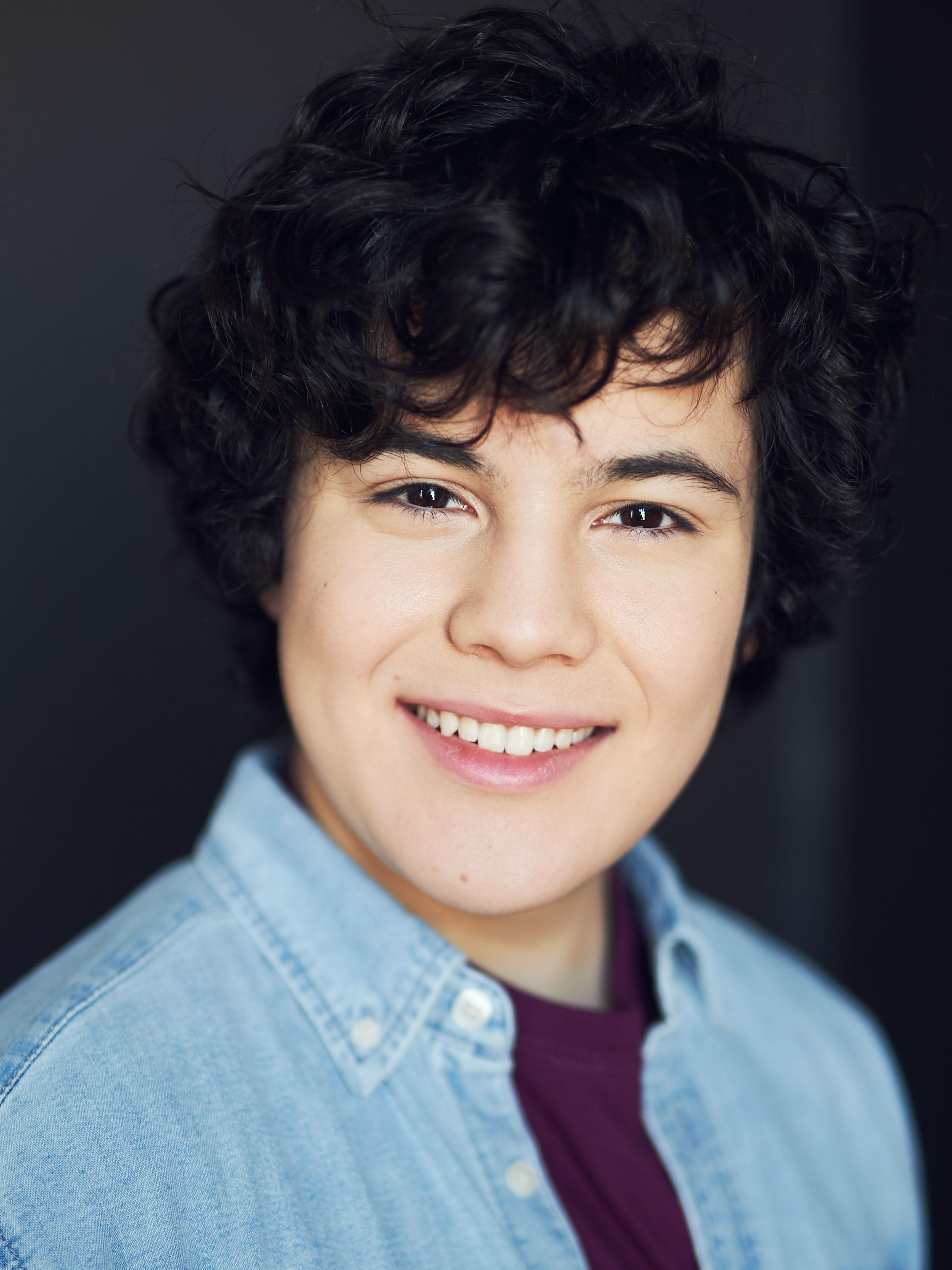 actor Harrison Sturgeon large photo