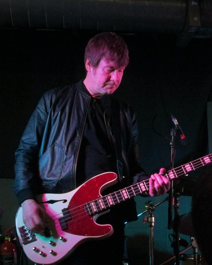 actor Martin Blunt large photo