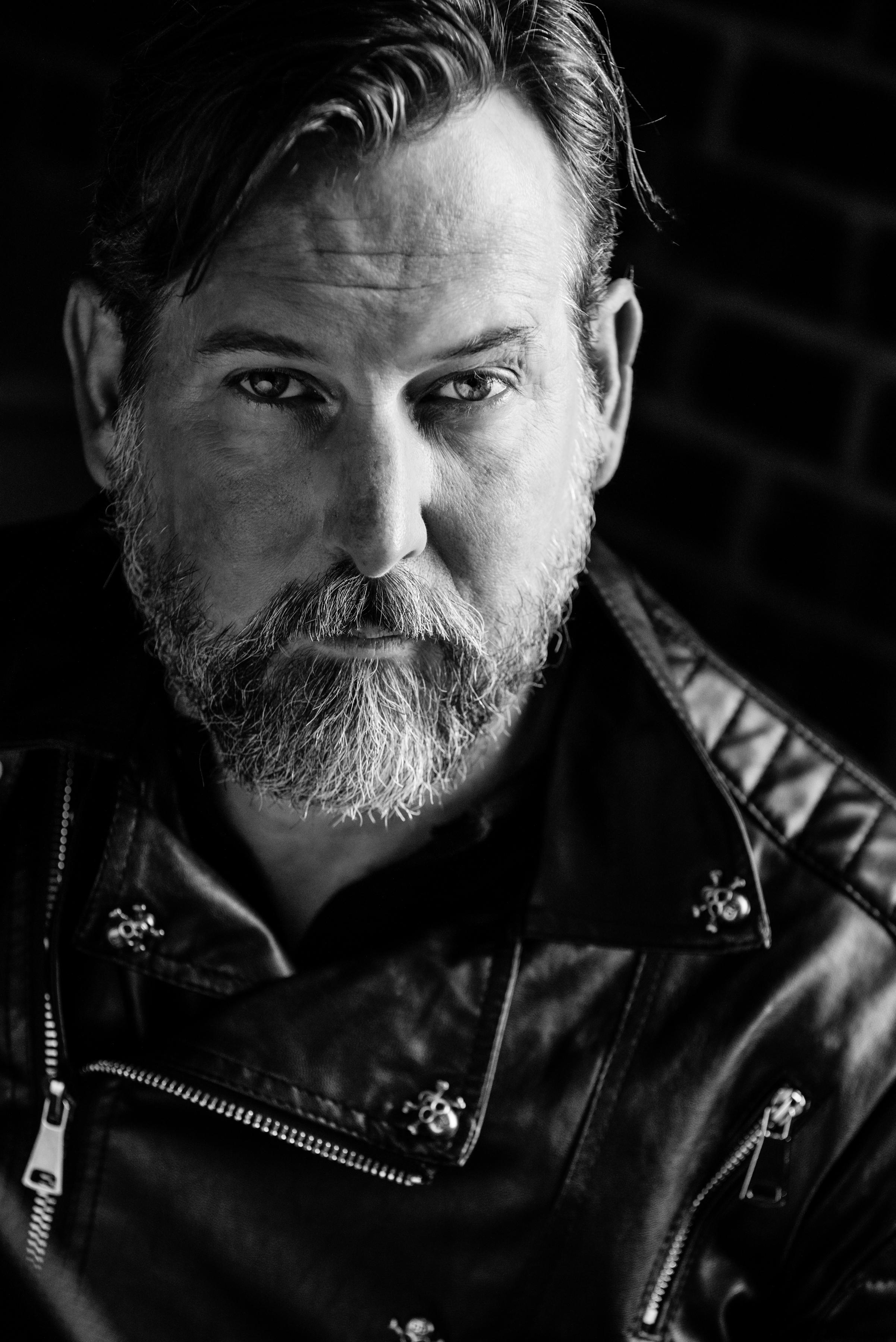 actor Lucien Spelman large photo