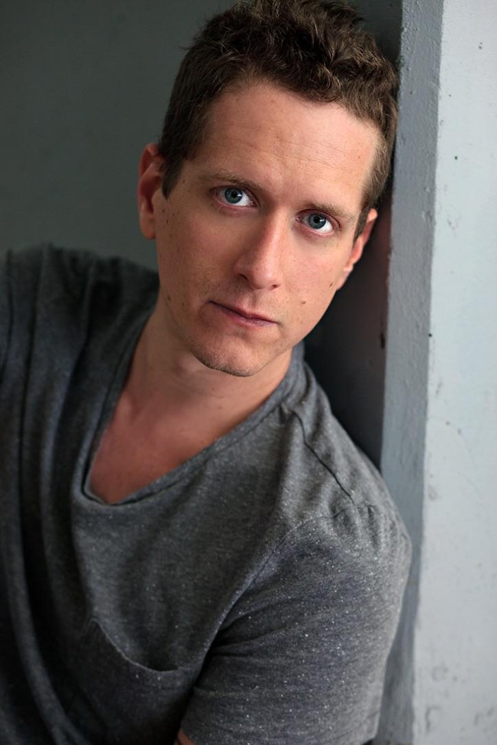 actor Matt Caplan large photo