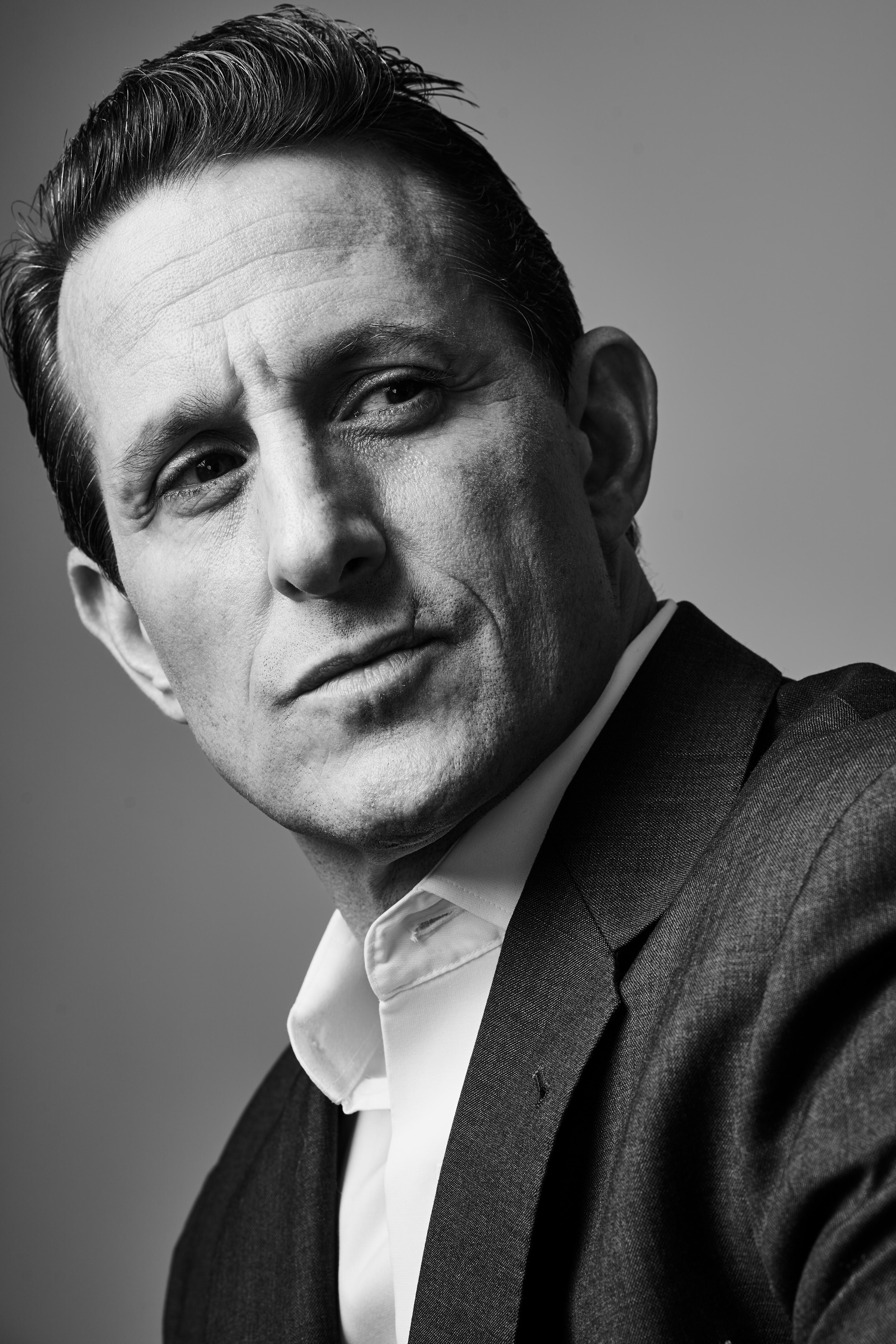 actor Kenny Johnston large photo