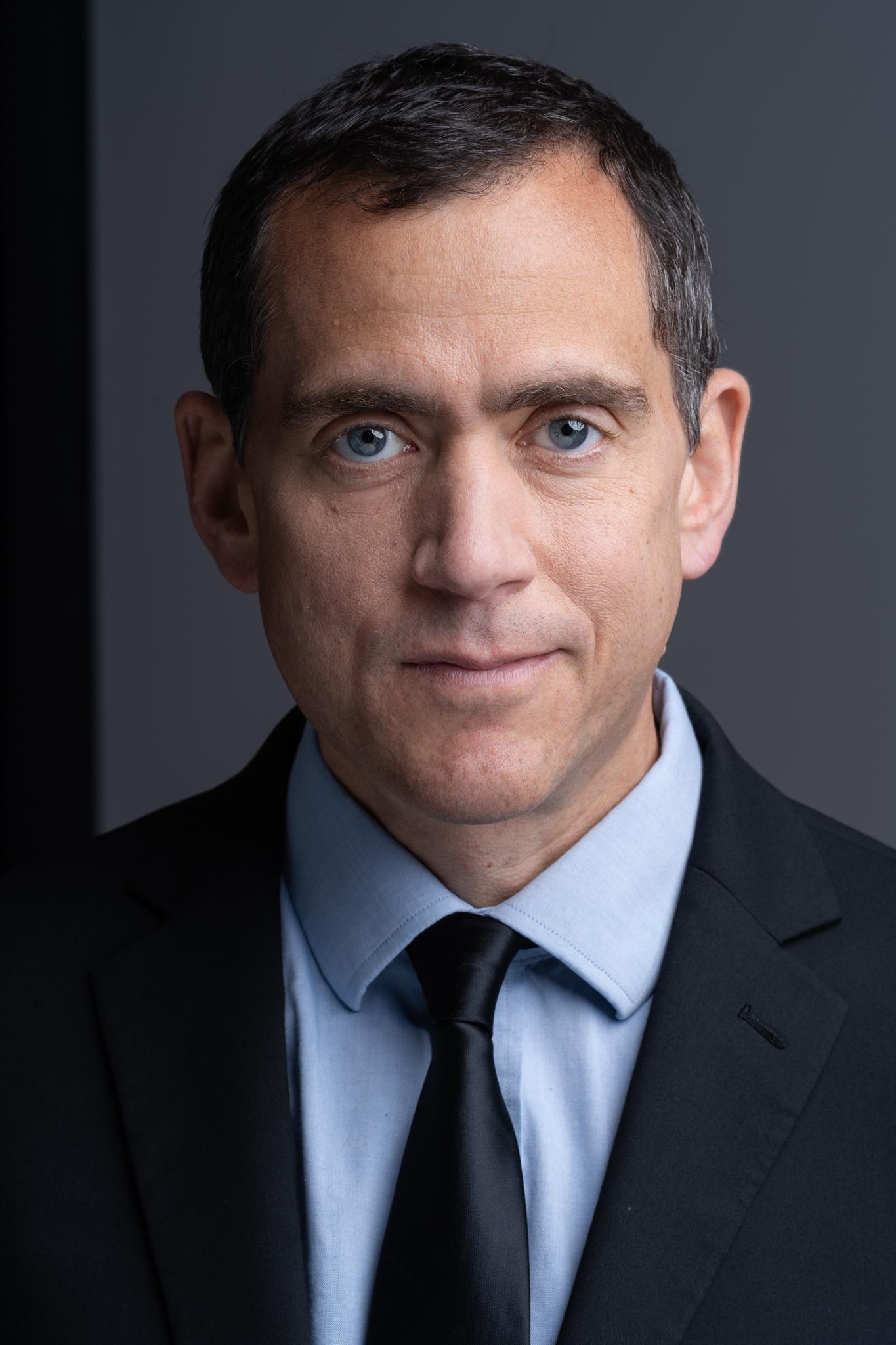 actor Andrew Gordon large photo