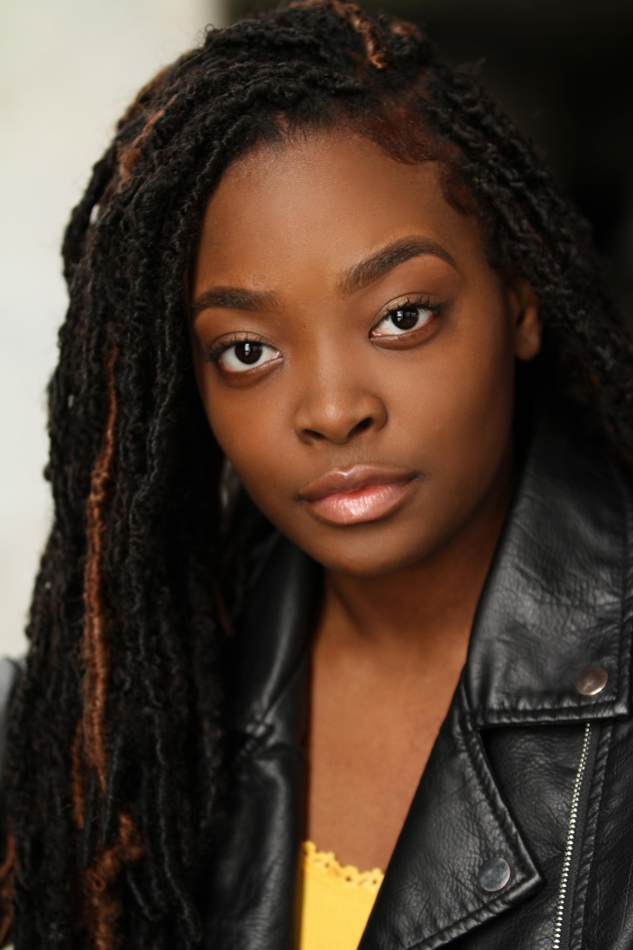 actor Jasmyn T. Curry large photo