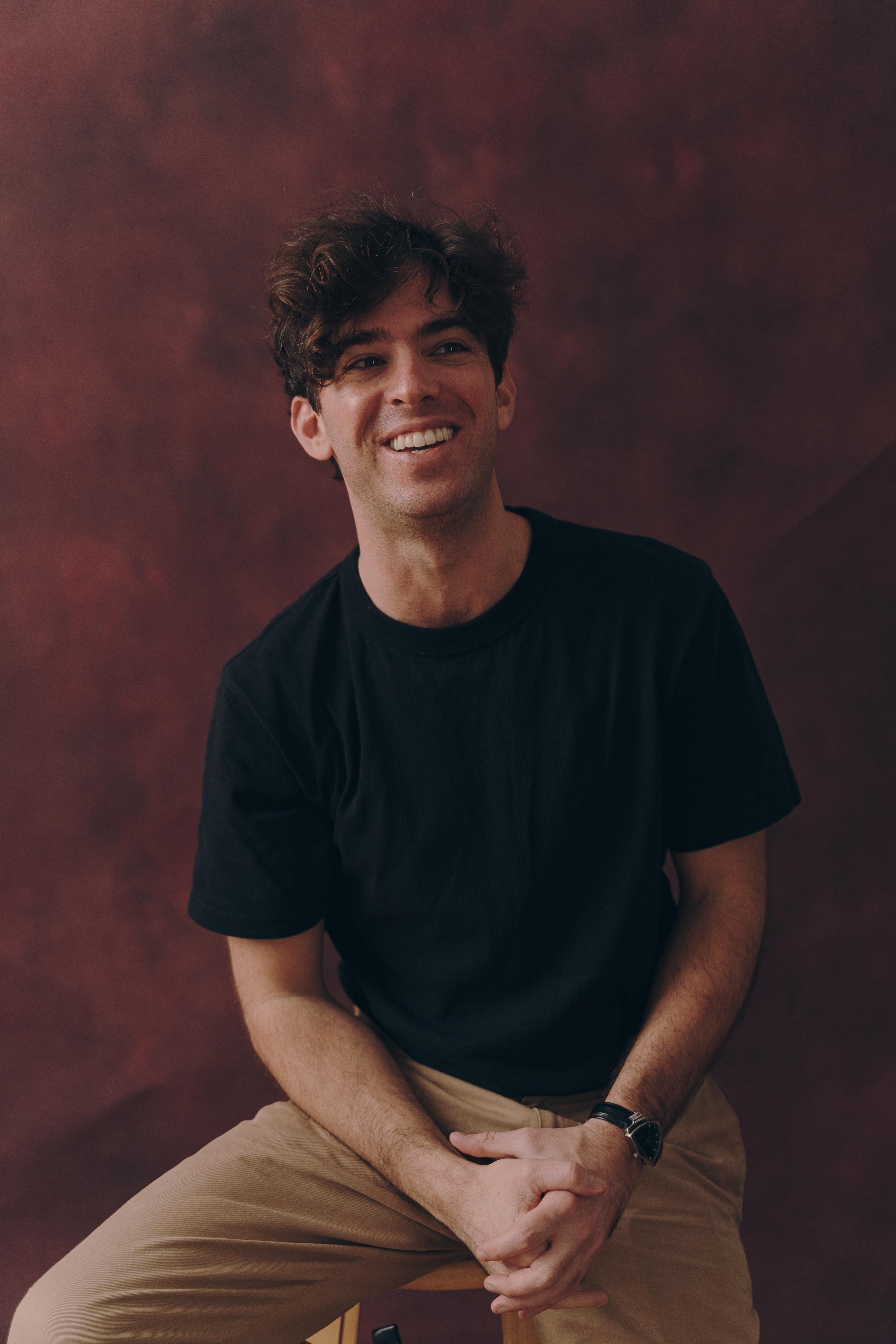 actor Jonah Feingold large photo