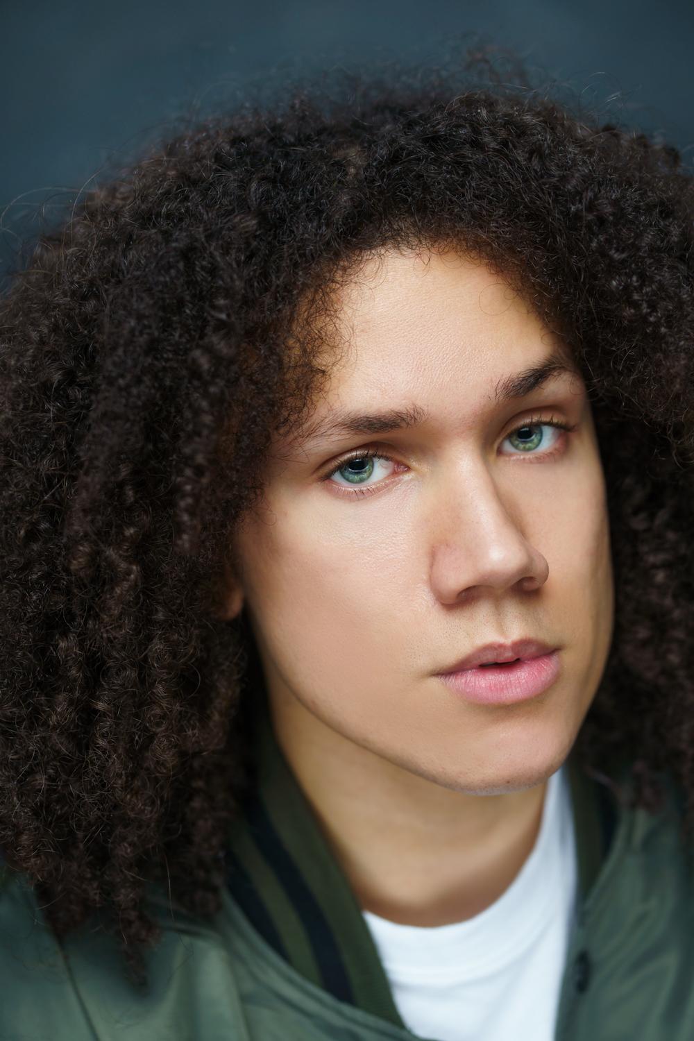 actor Ramon Nuñez large photo