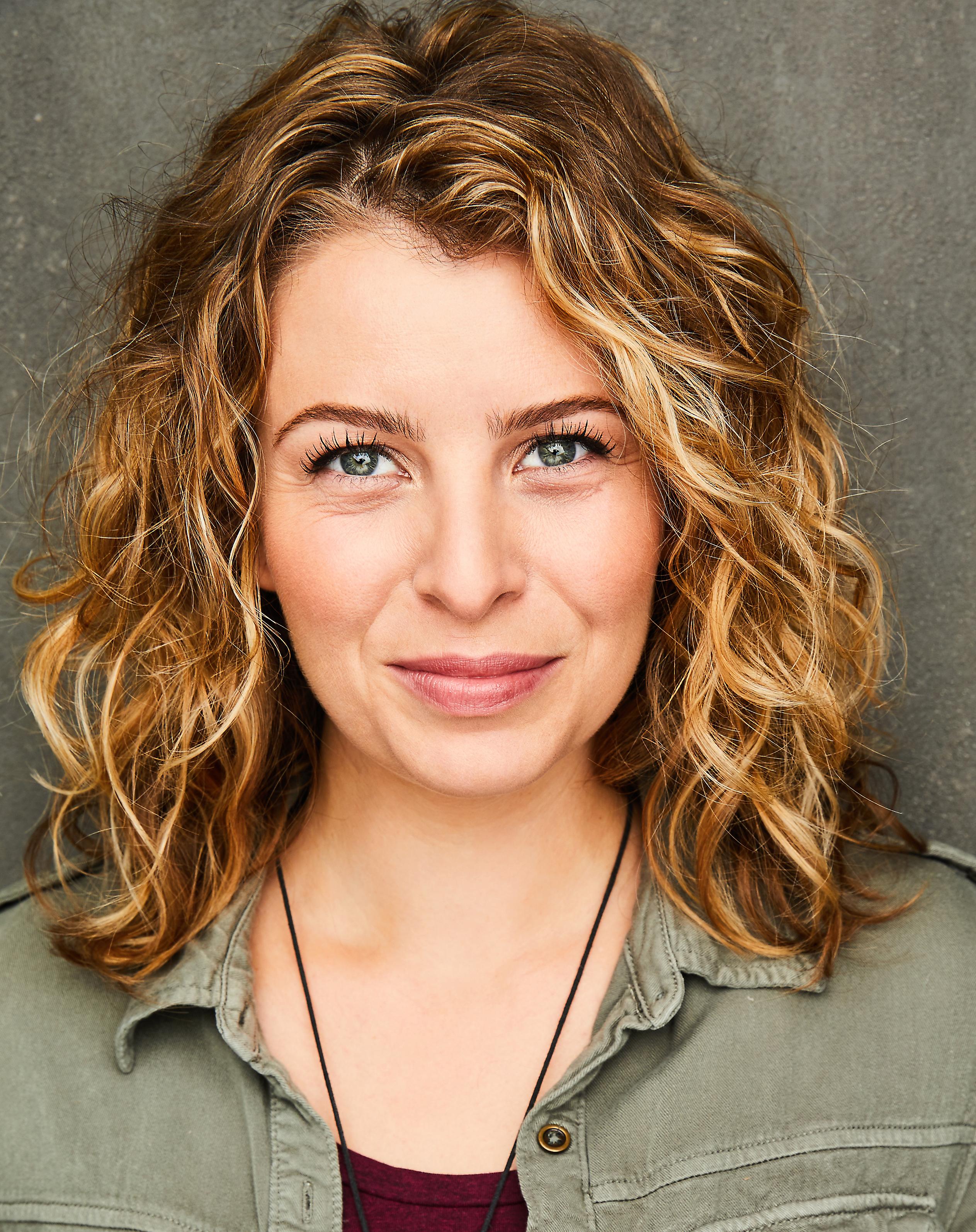 actor Silvana Gargione large photo