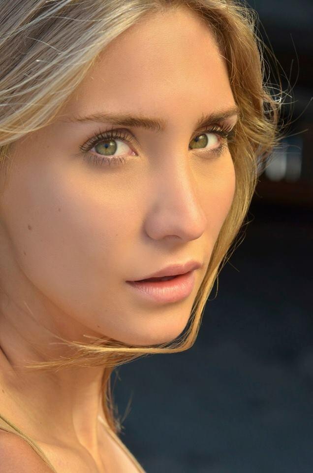 actor Miranda Jewel large photo