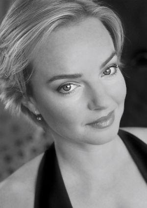 actor Heike Brunner large photo