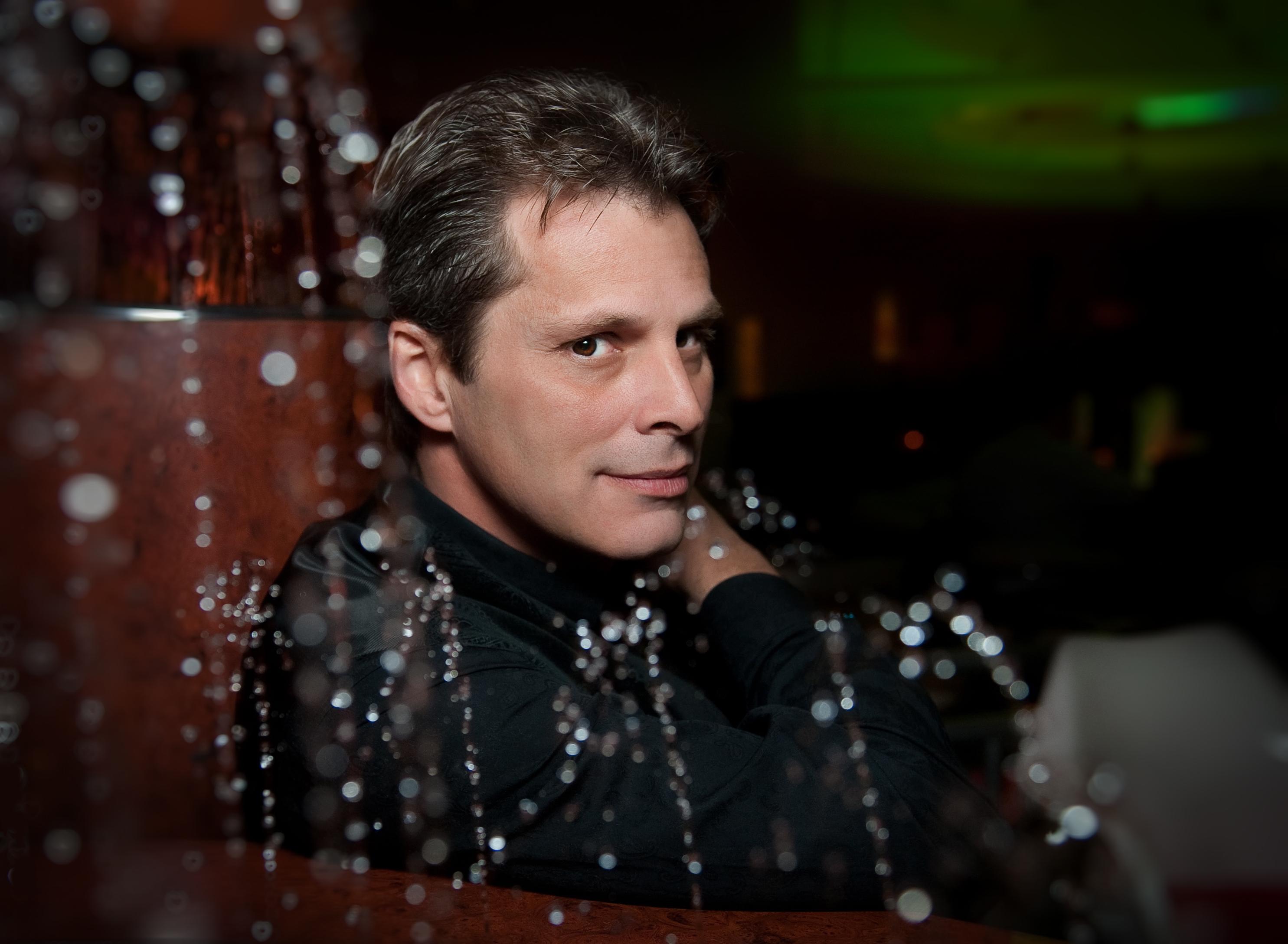 actor Tommy Blaze large photo