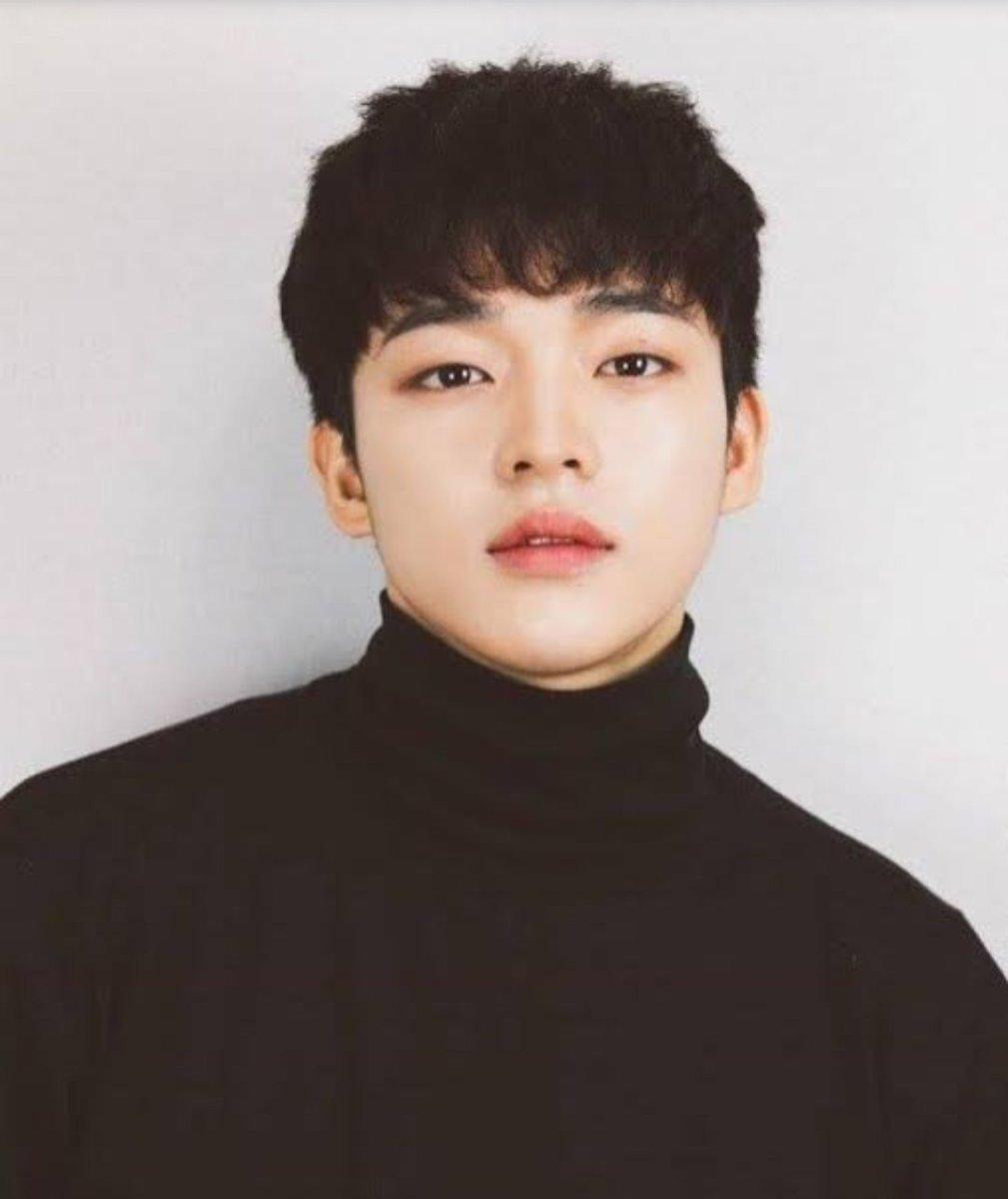 actor Jinwook Ok large photo