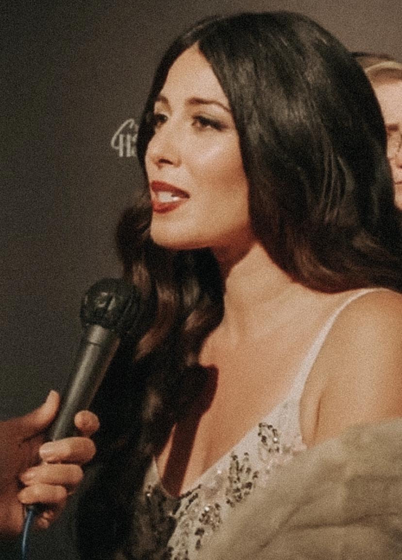 actor Elizabeth Tabish large photo