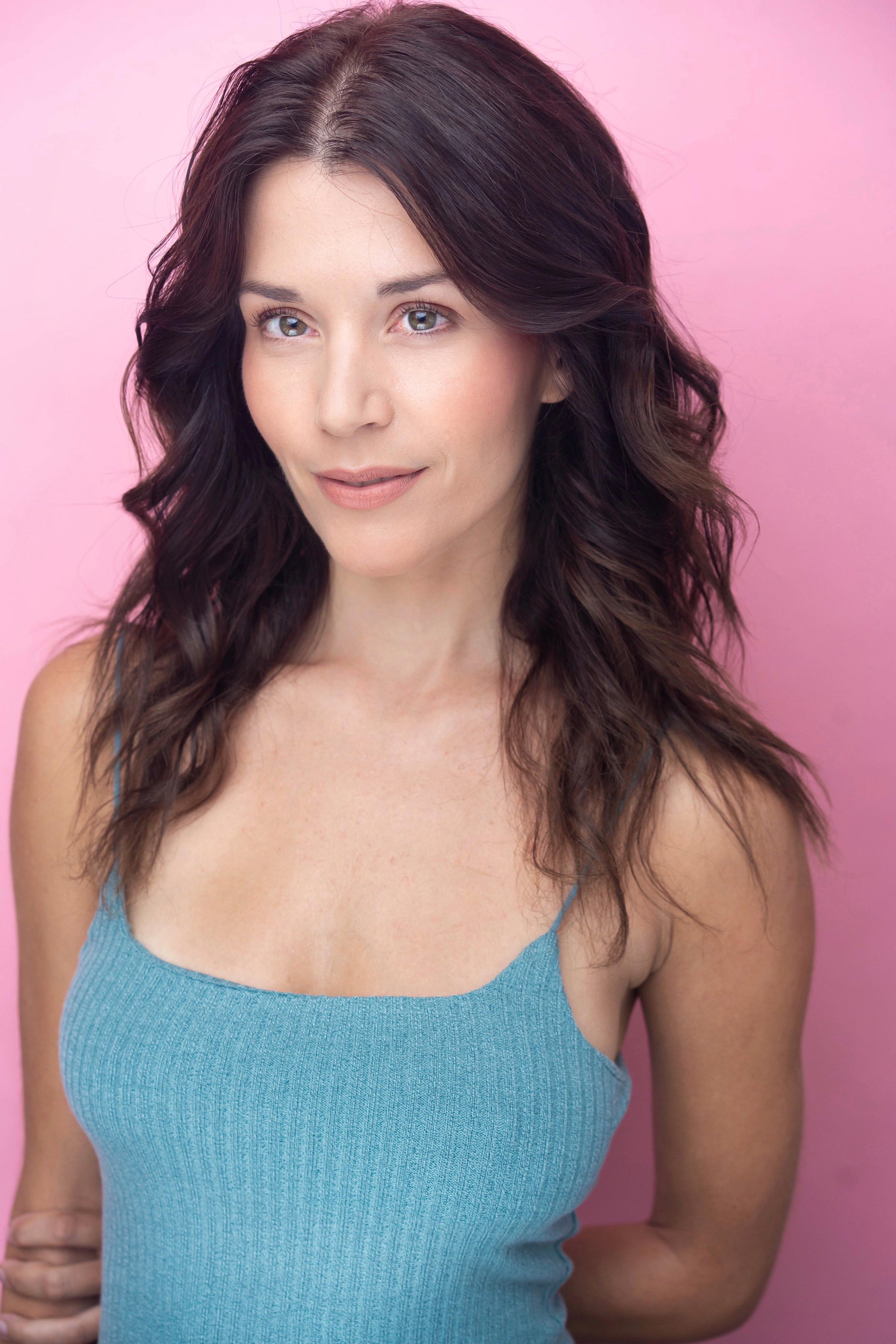 actor Sarah Bonrepaux large photo