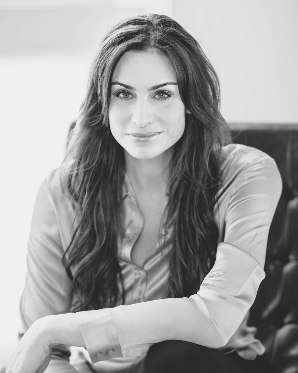 actor Sheilah Griggs large photo