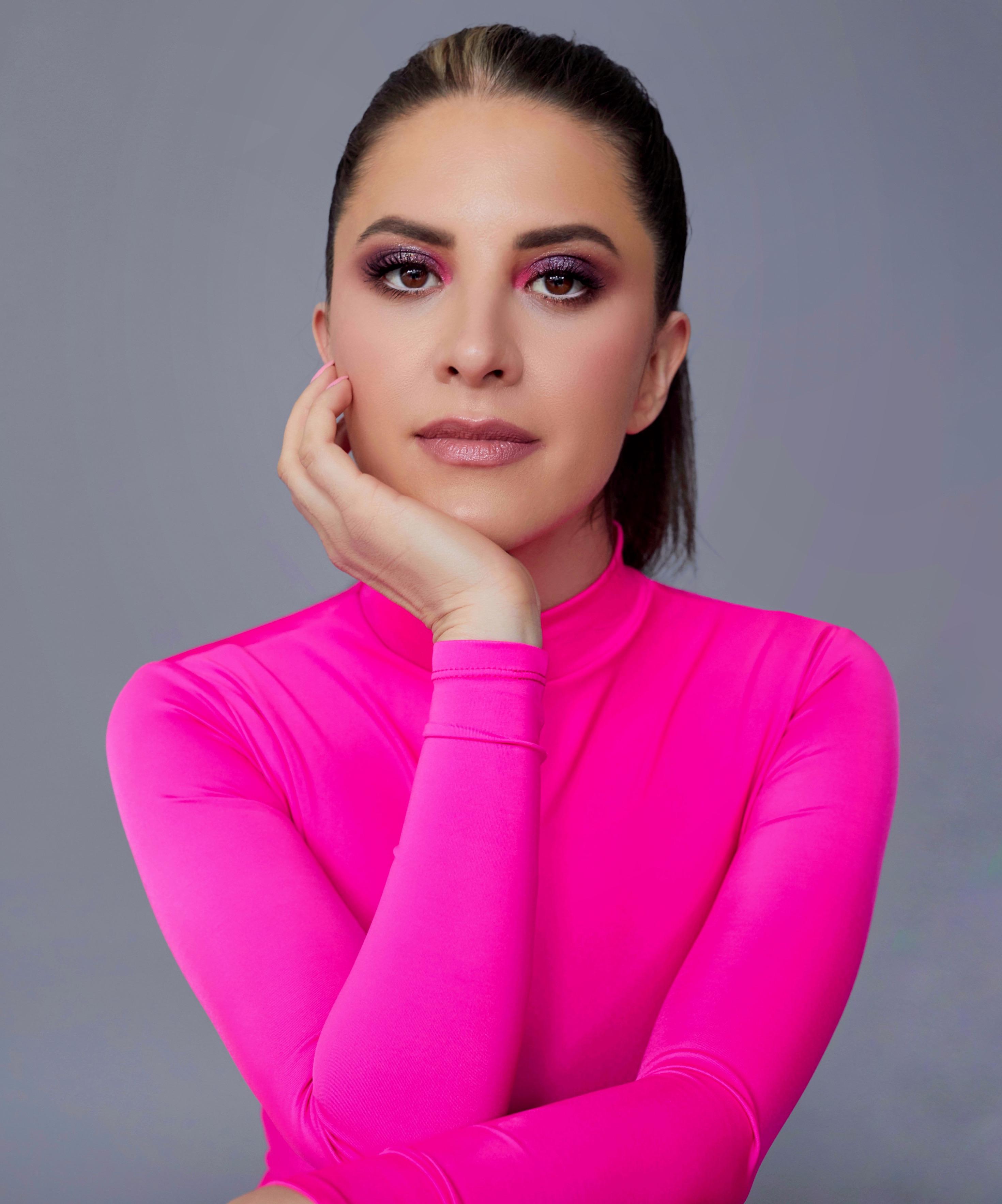 actor Ivana De Maria large photo