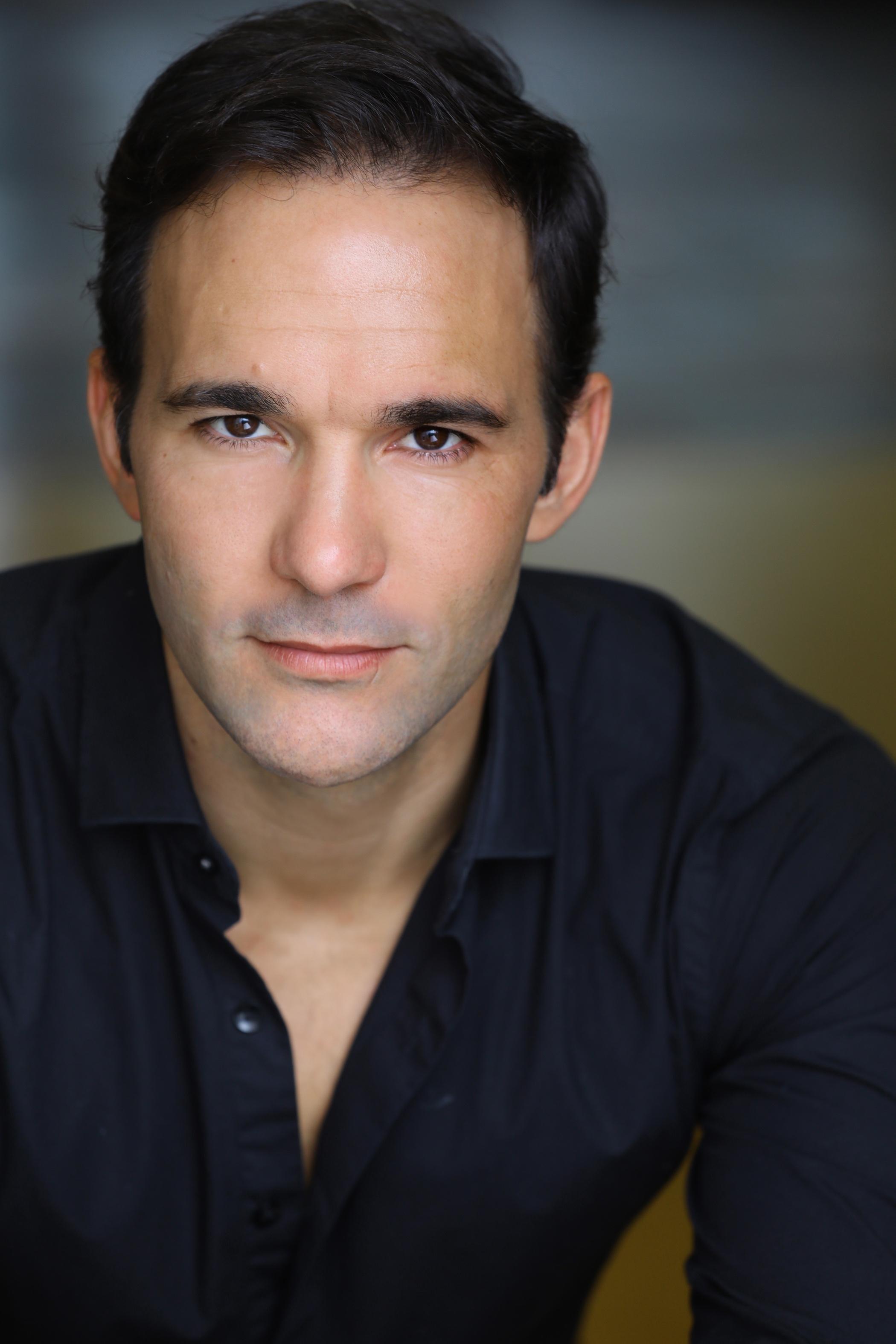 actor Jesús Lloveras large photo