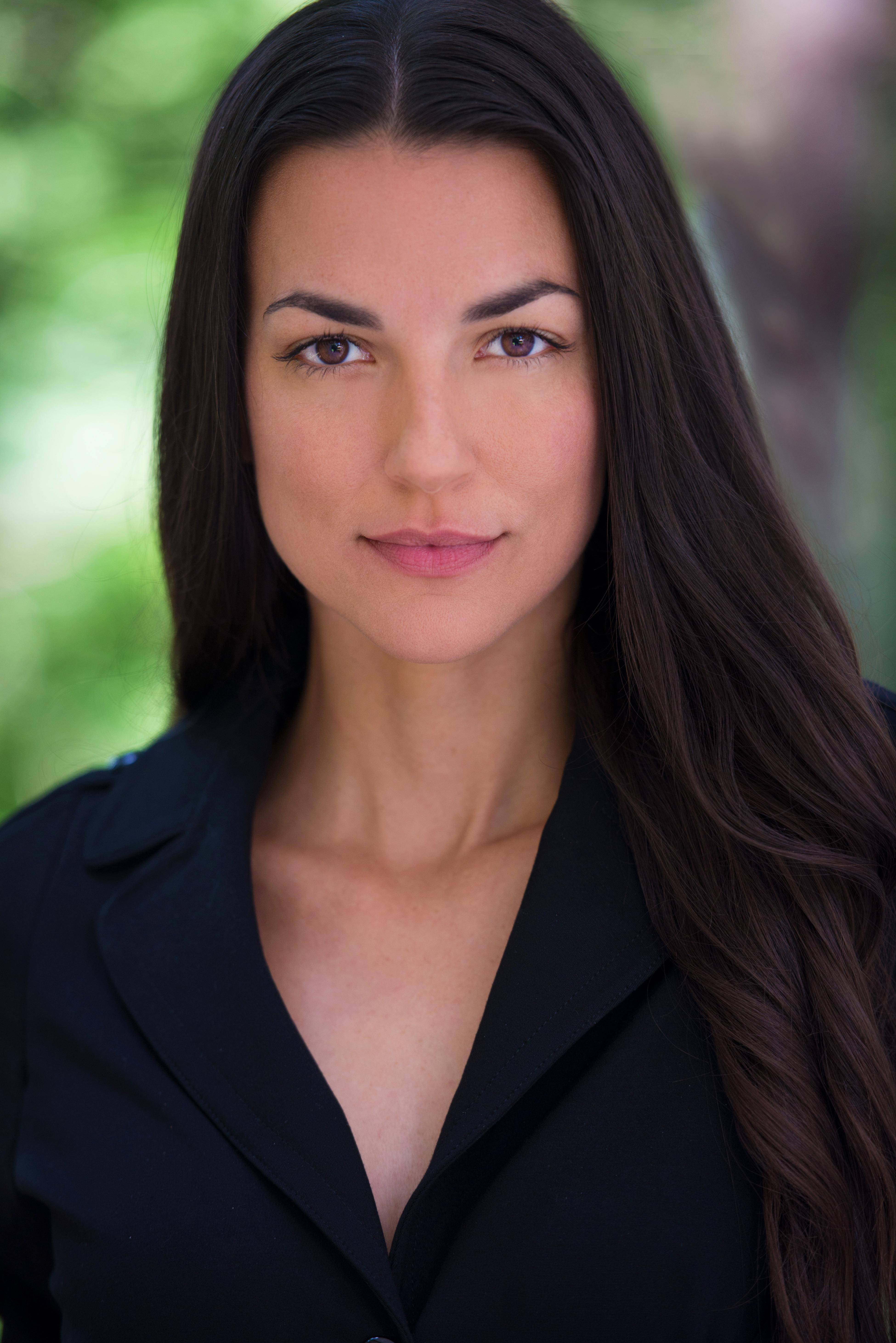 actor Laura Carbonell large photo