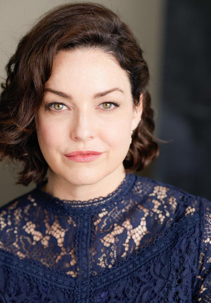 actor Sadie Alexandru large photo