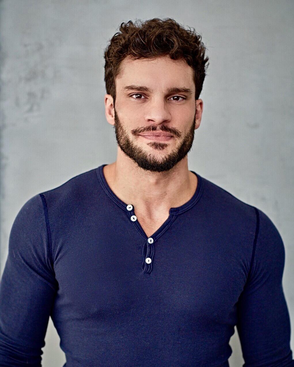 actor Tony Evangelista large photo