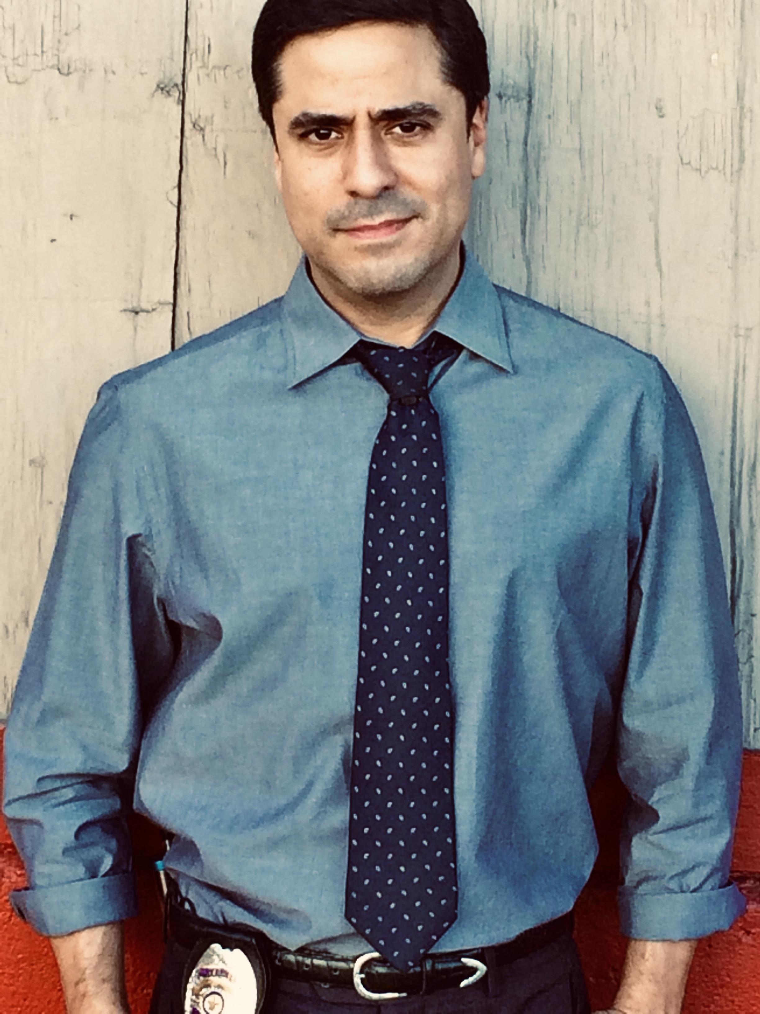 actor Tony Sago large photo