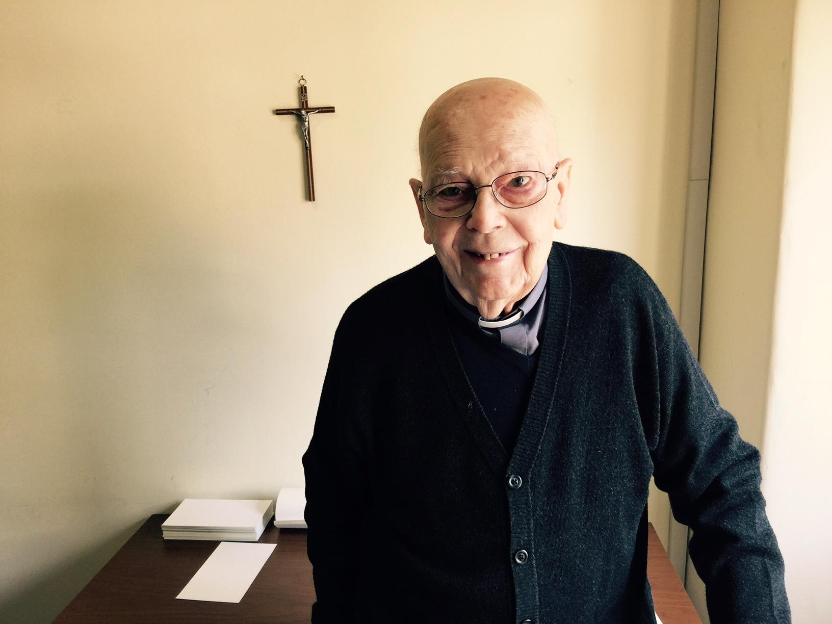 actor Gabriele Amorth large photo