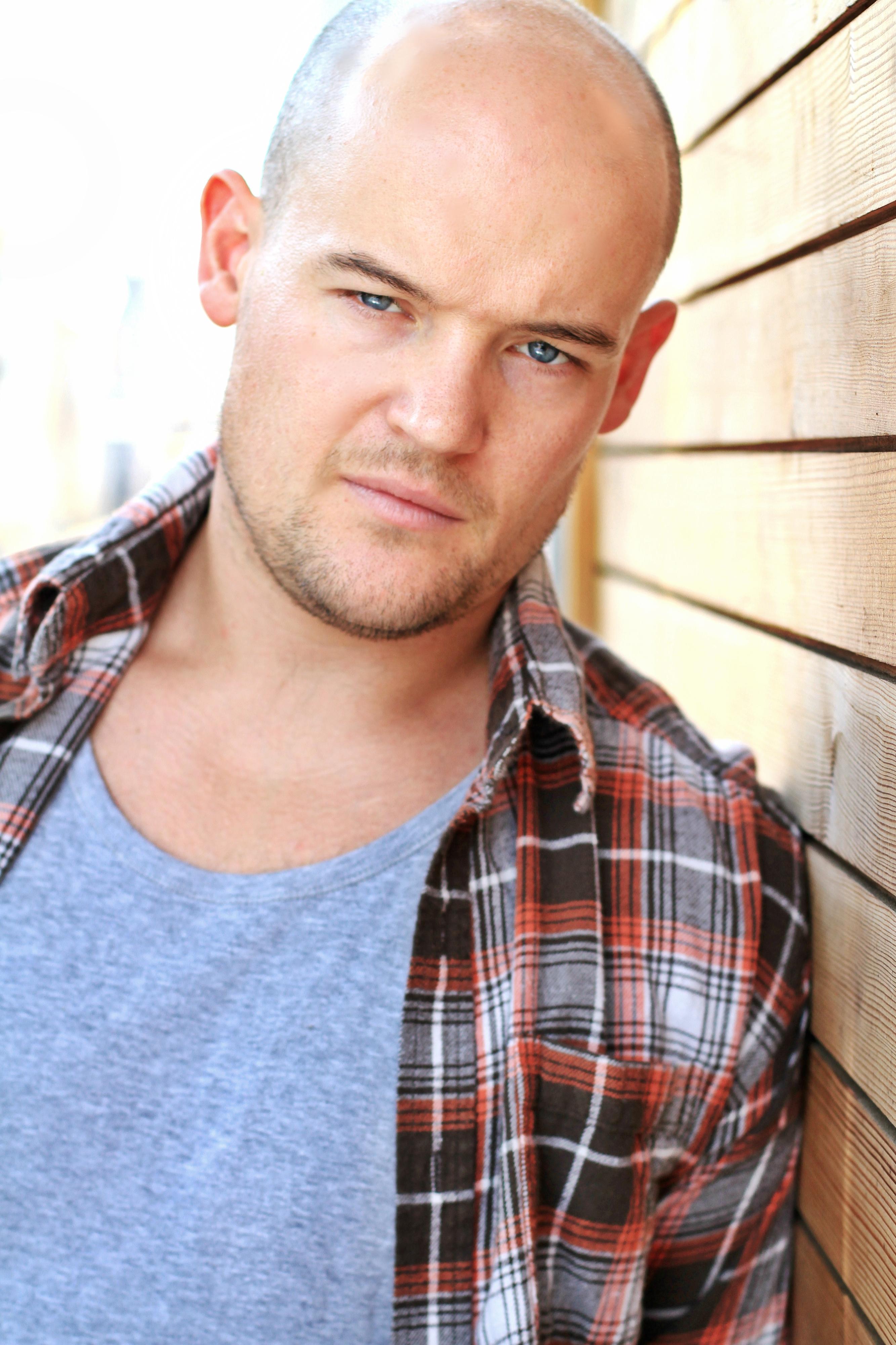 actor Zen Hunter large photo