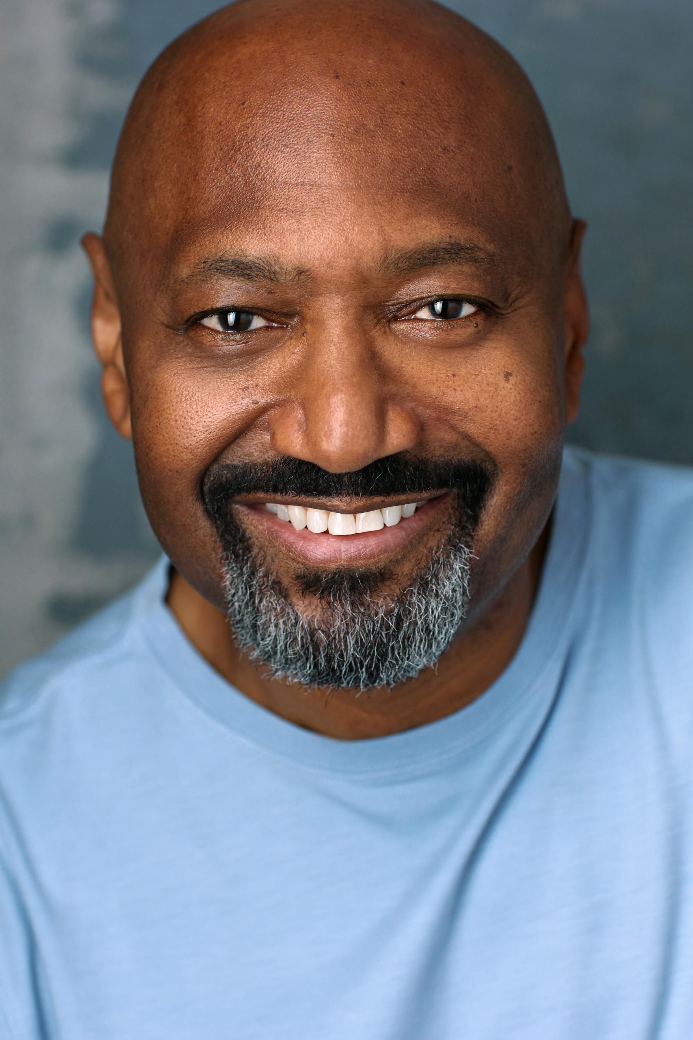 actor Brad Eaton large photo