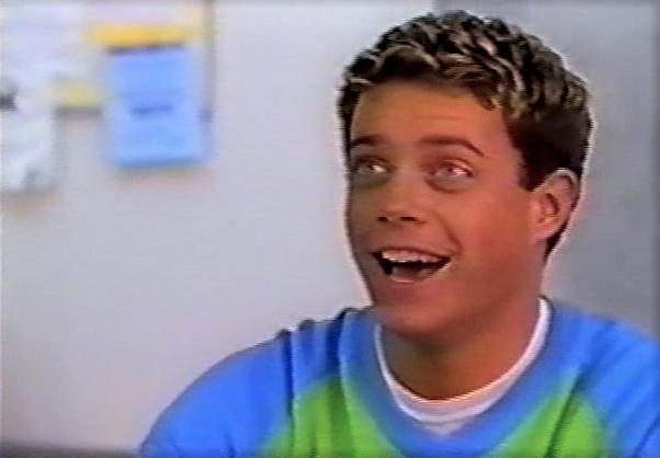 actor Noah Bastian large photo