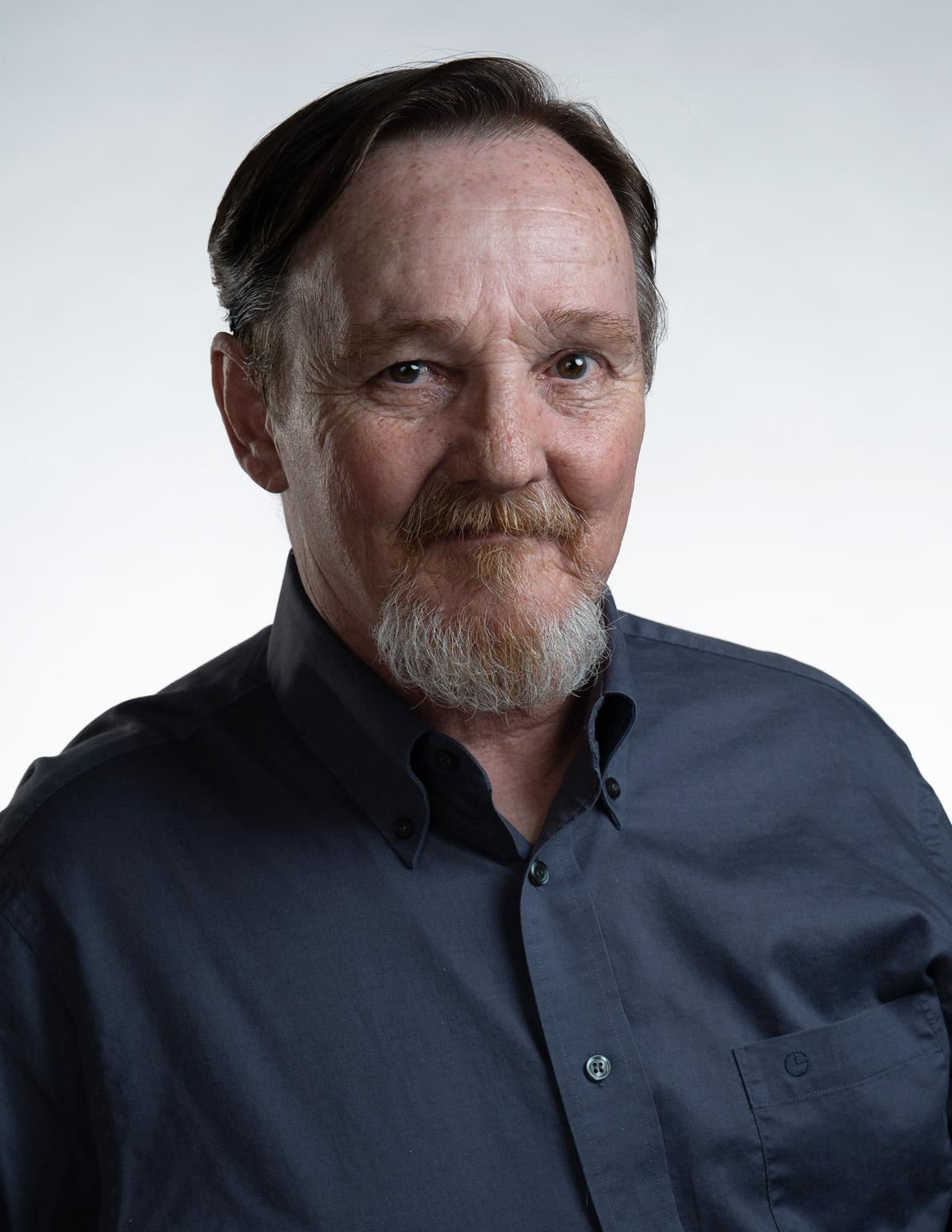 actor Terry Wakeley large photo