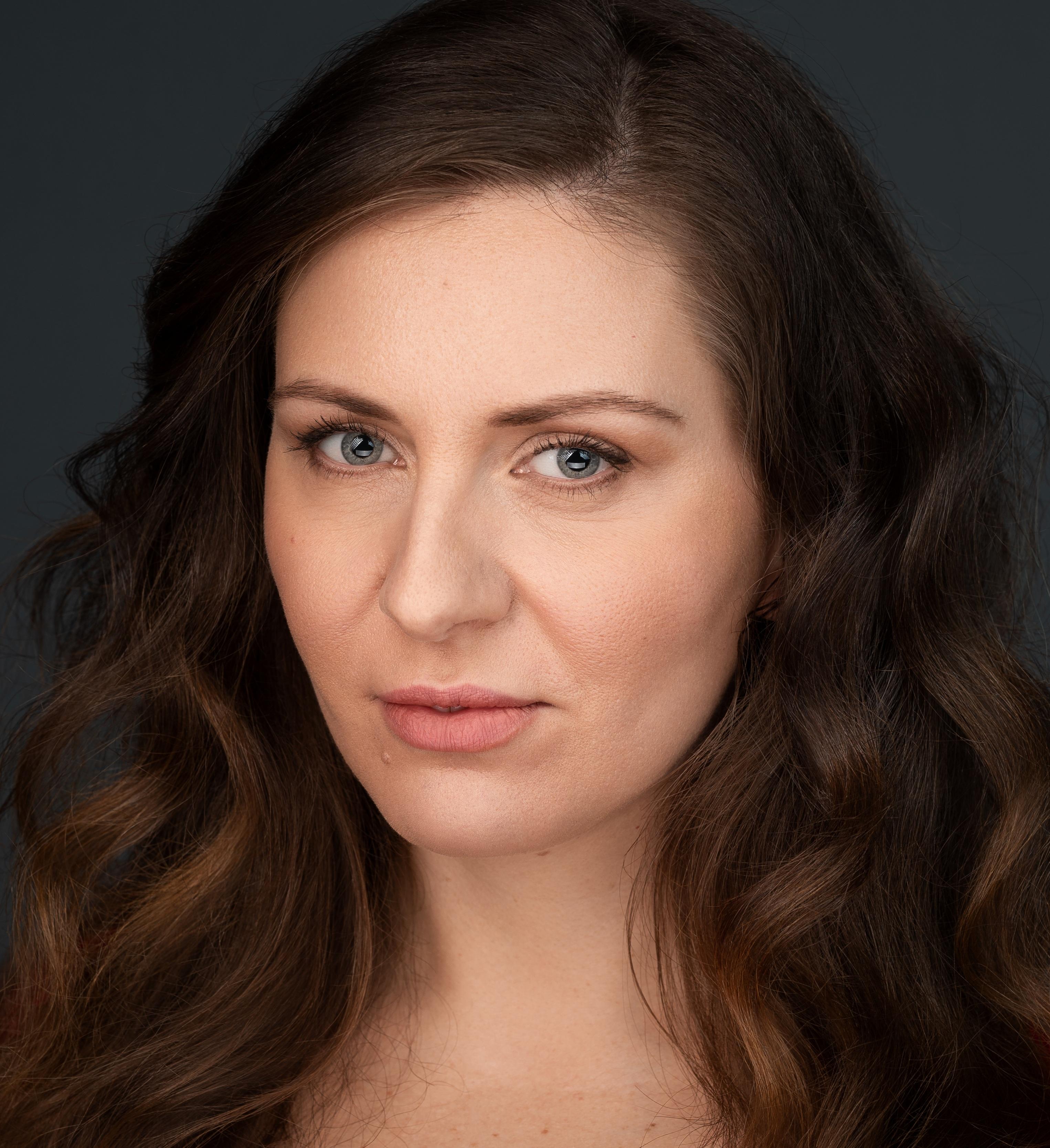 actor Rachel Rye large photo