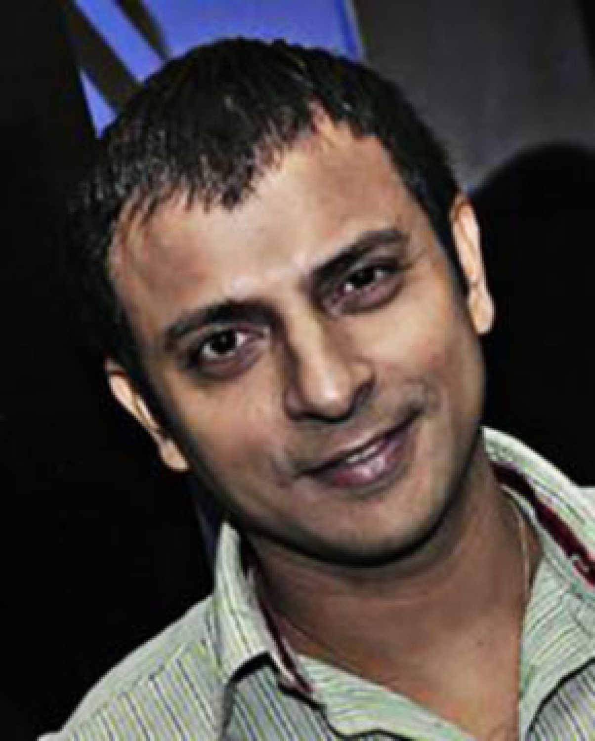 actor Joy Sengupta large photo